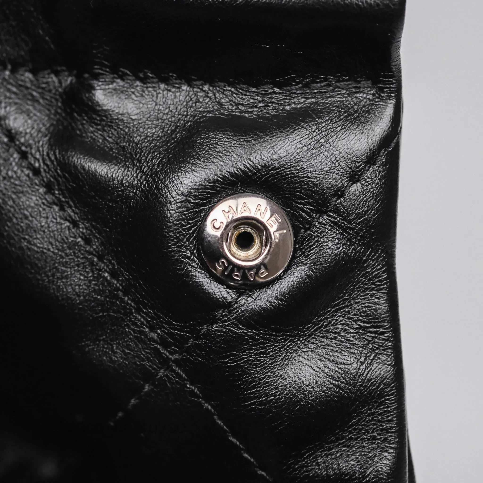 Chanel 22 Small Quilted So Black Shiny Crumpled Calfskin