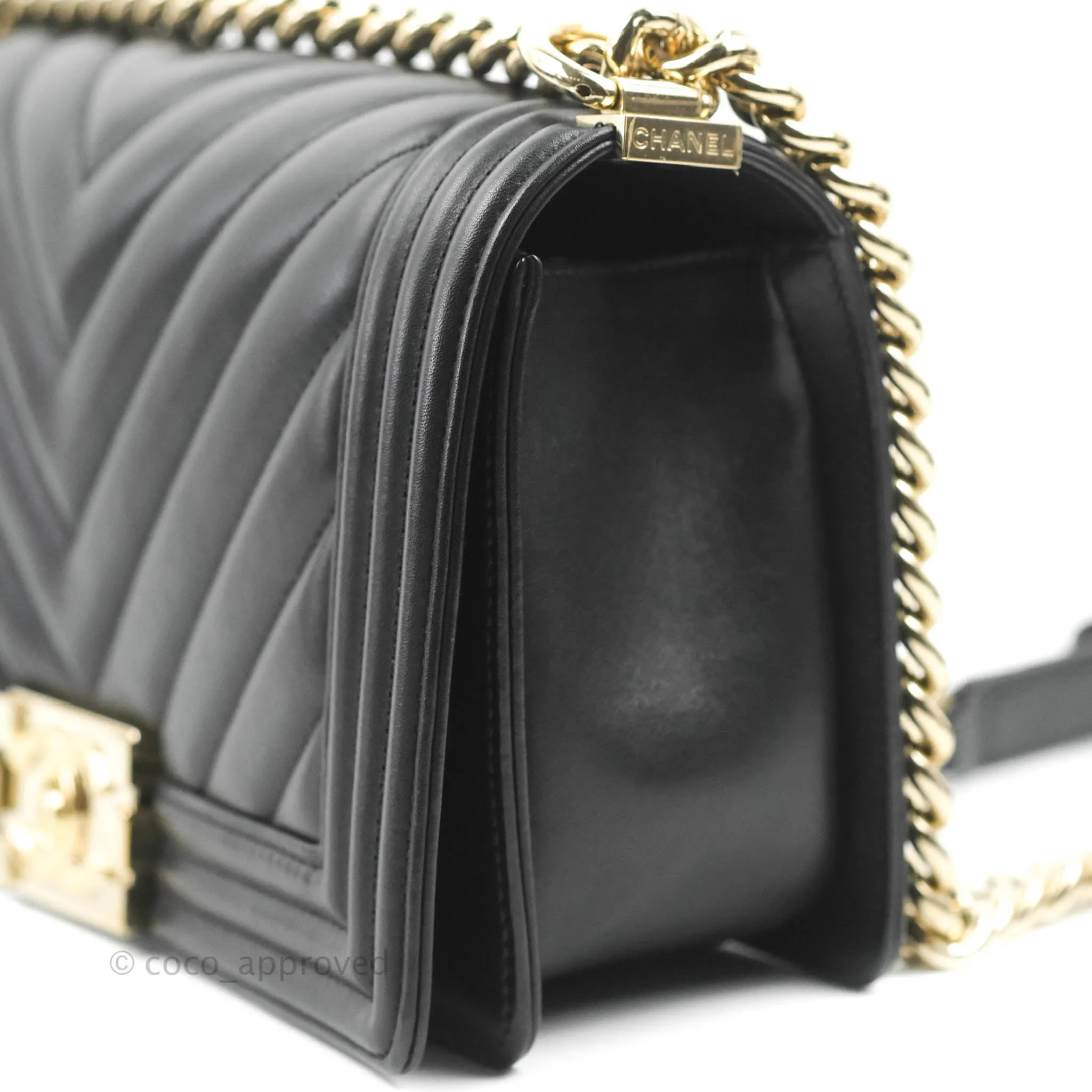 Chanel Chevron Medium Boy Black Calfskin Gold Hardware