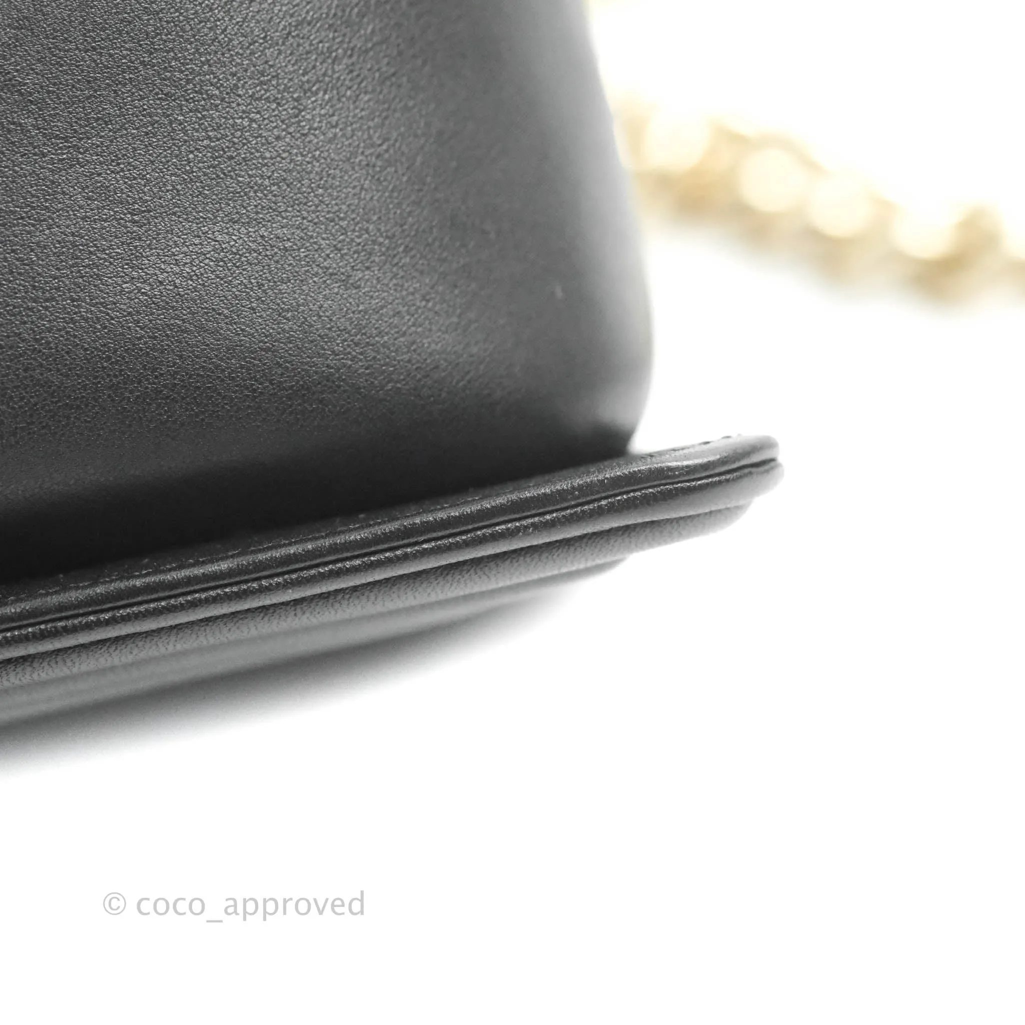 Chanel Chevron Medium Boy Black Calfskin Gold Hardware