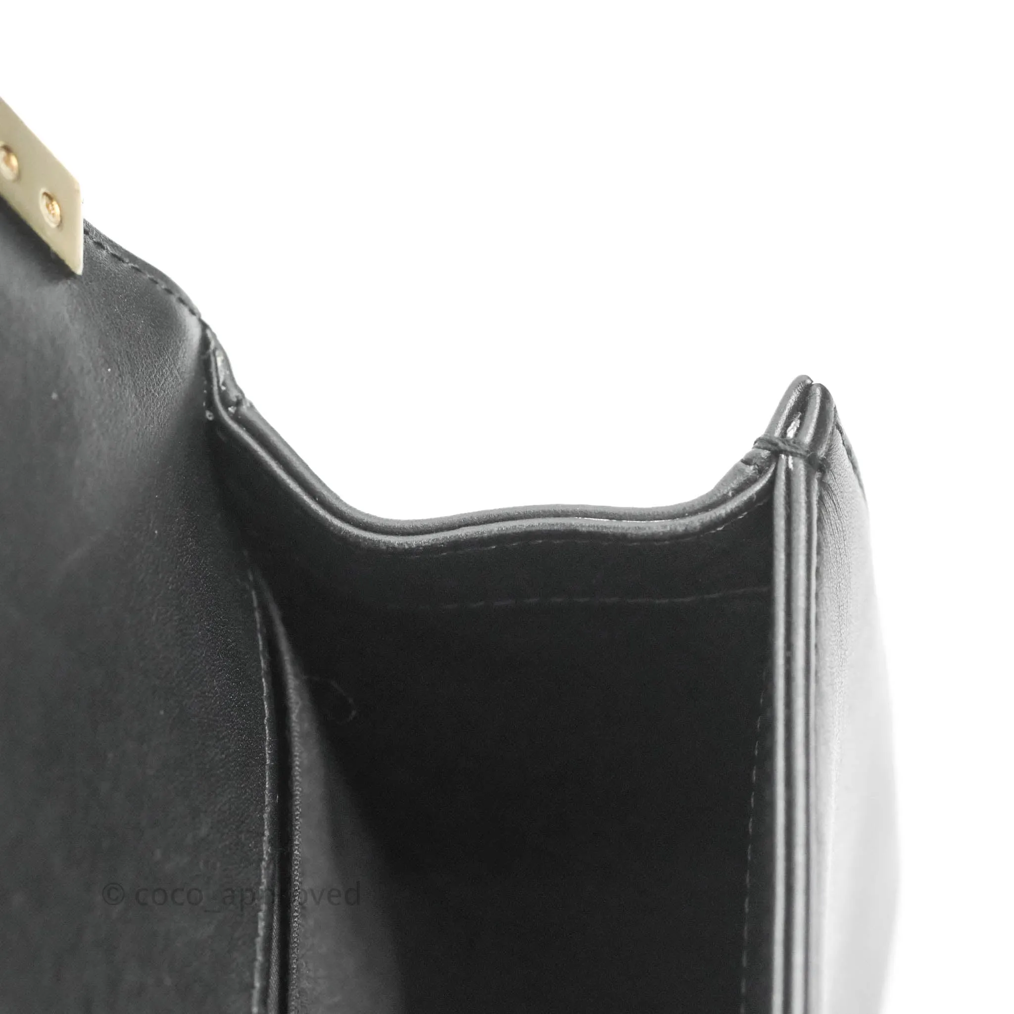 Chanel Chevron Medium Boy Black Calfskin Gold Hardware