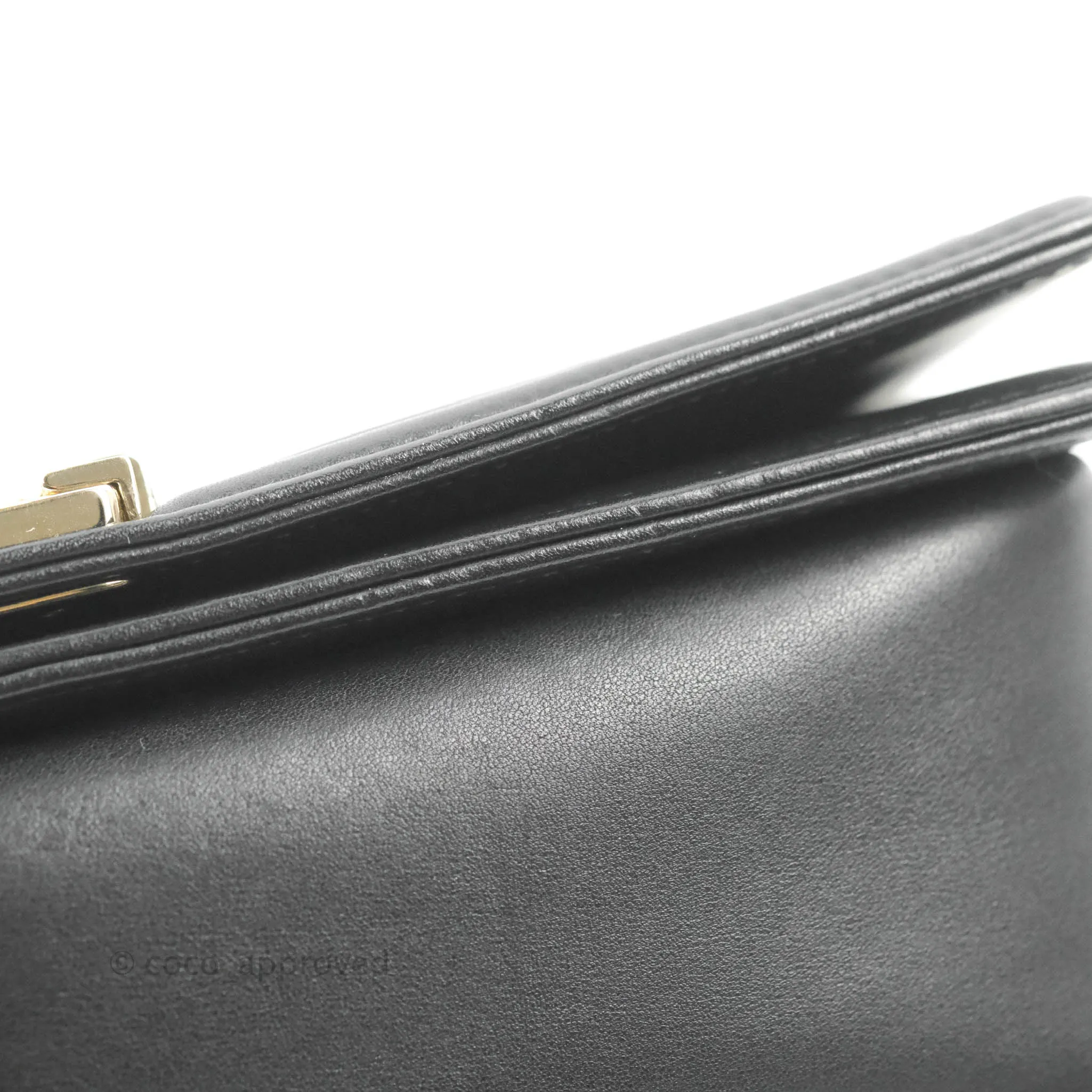 Chanel Chevron Medium Boy Black Calfskin Gold Hardware