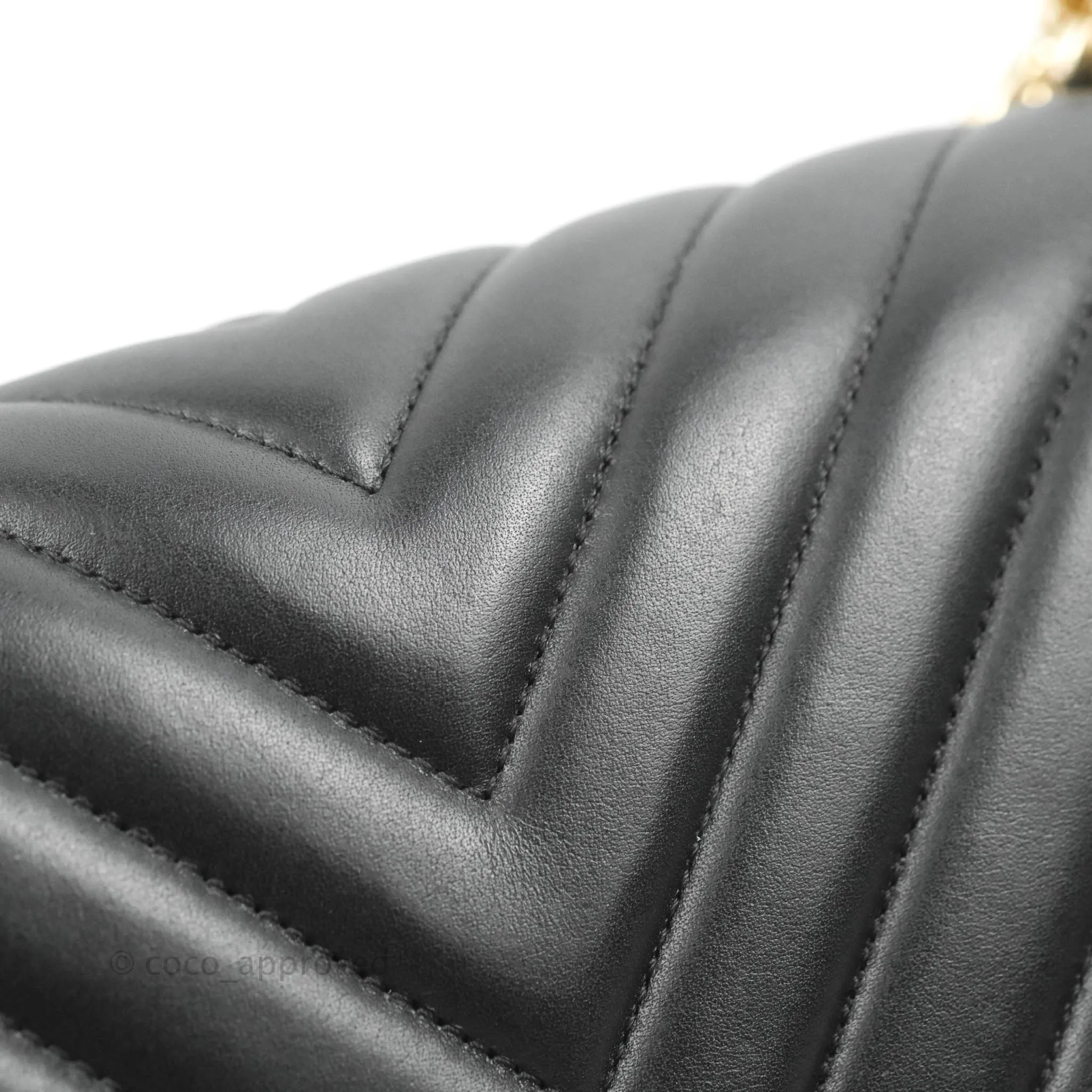 Chanel Chevron Medium Boy Black Calfskin Gold Hardware