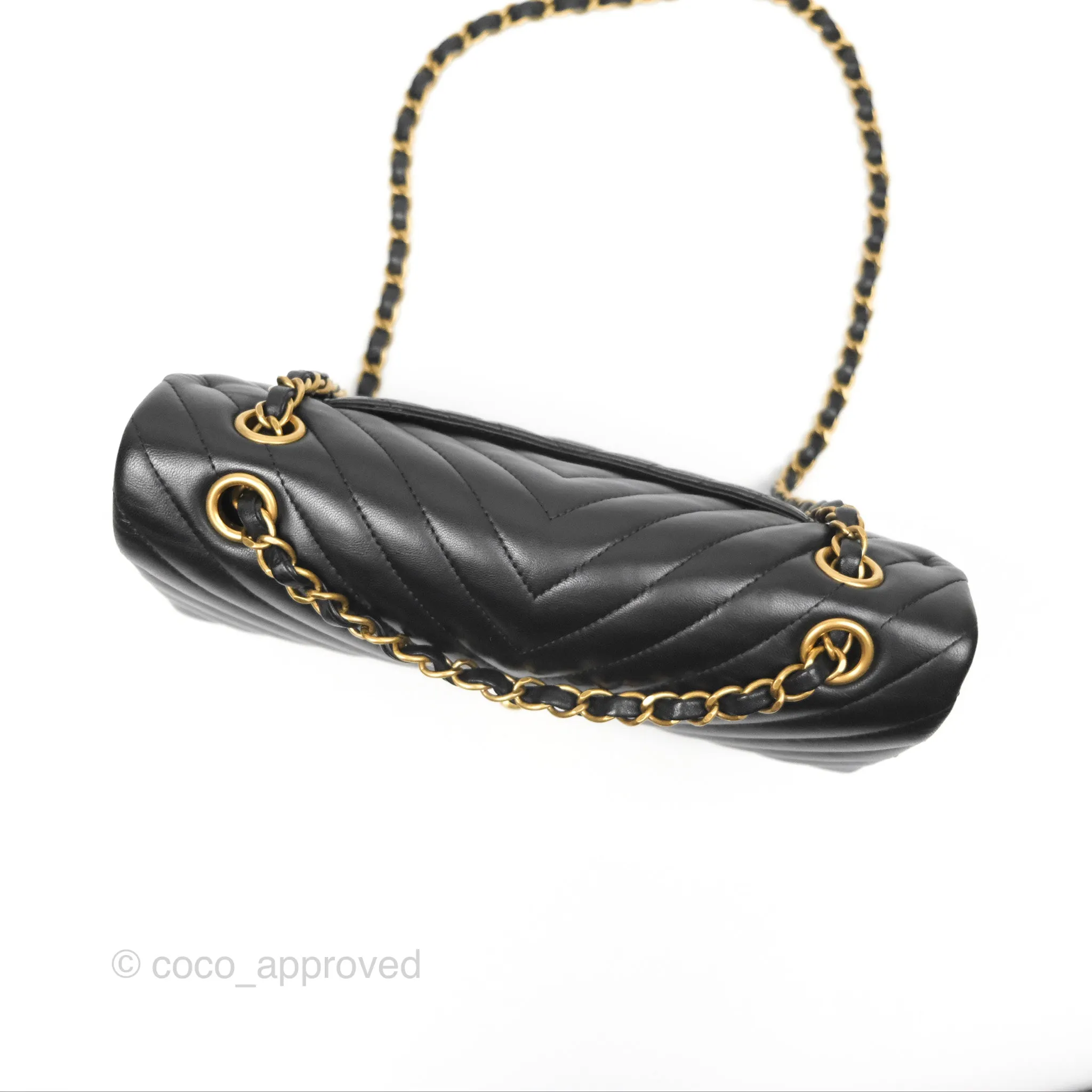 Chanel Classic M/L Medium Flap Chevron Black Lambskin Gold Hardware