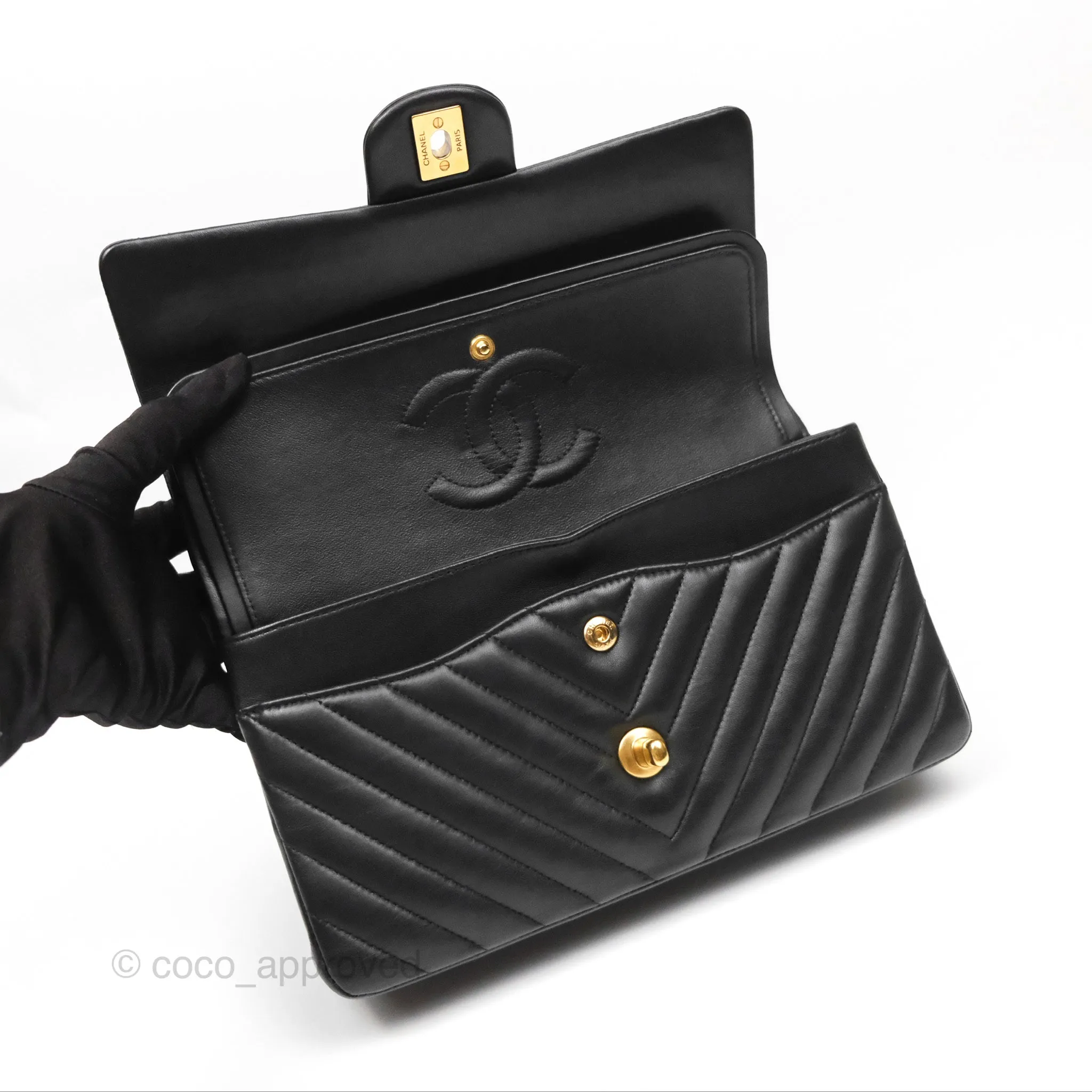 Chanel Classic M/L Medium Flap Chevron Black Lambskin Gold Hardware