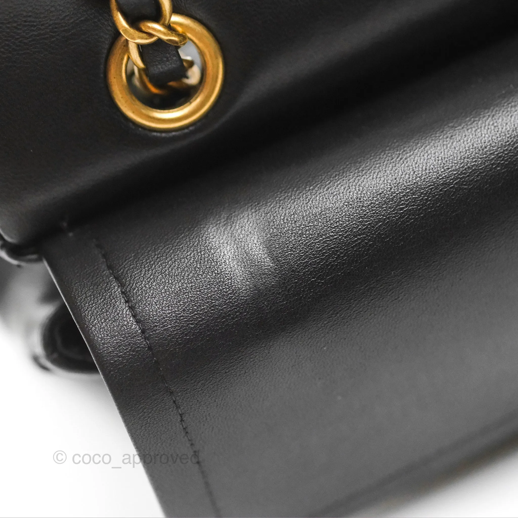 Chanel Classic M/L Medium Flap Chevron Black Lambskin Gold Hardware