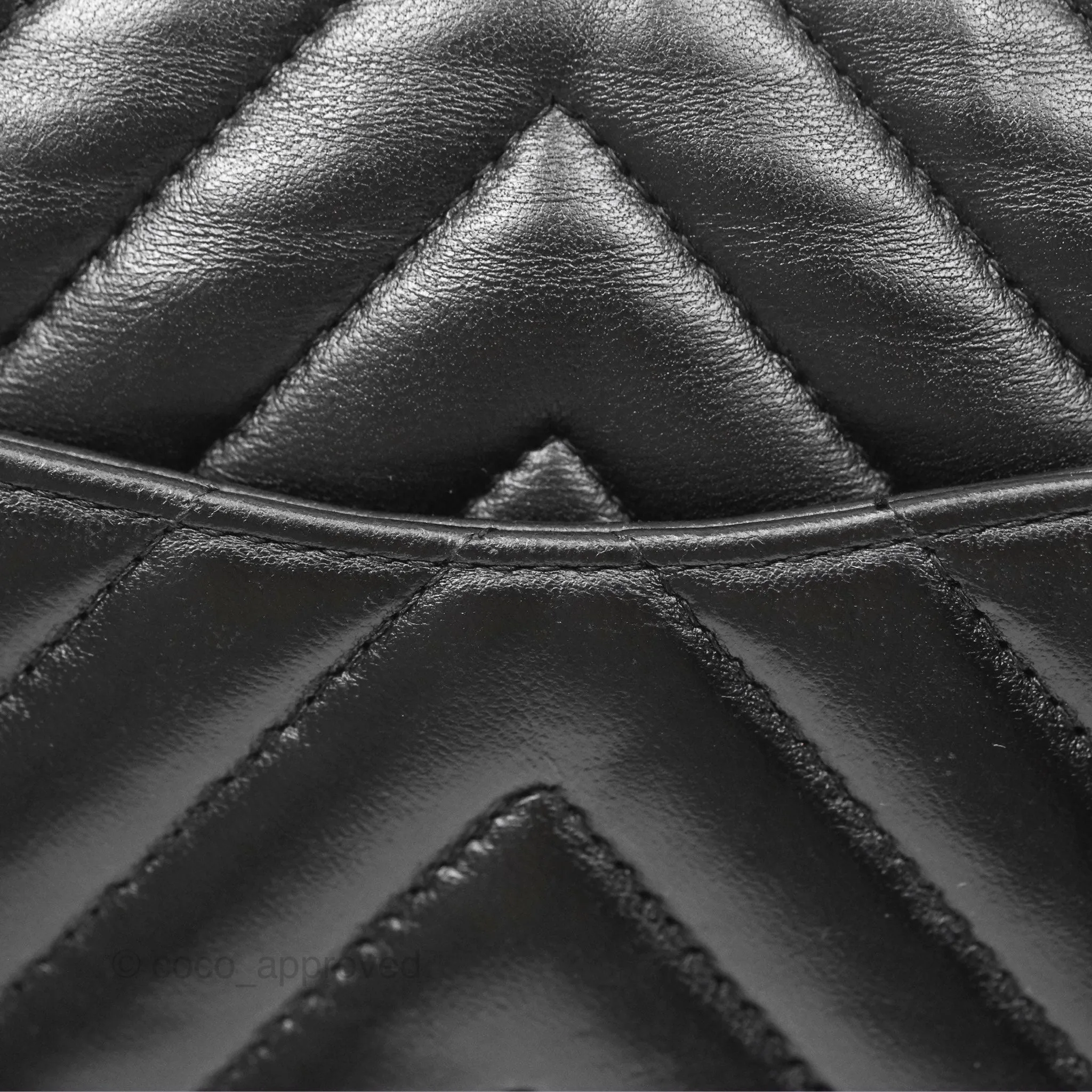 Chanel Classic M/L Medium Flap Chevron So Black Calfskin