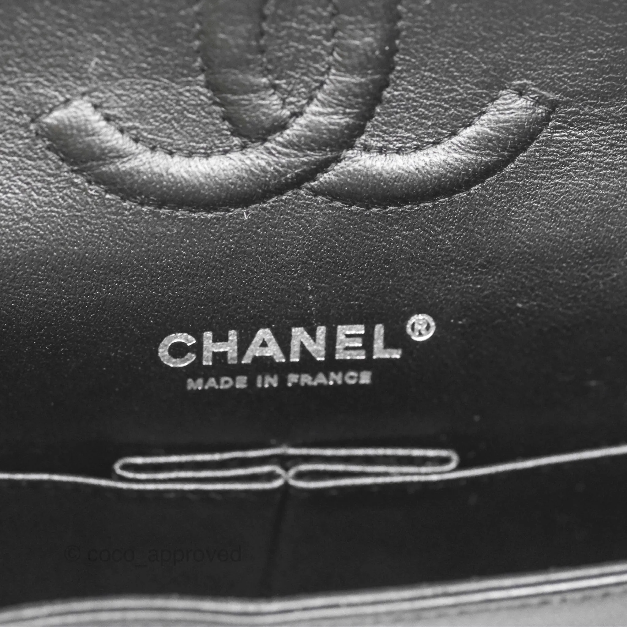 Chanel Classic M/L Medium Flap Chevron So Black Calfskin