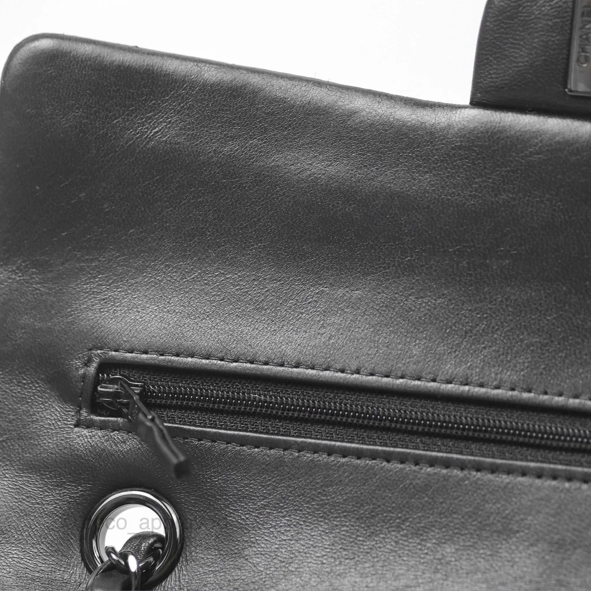 Chanel Classic M/L Medium Flap Chevron So Black Calfskin