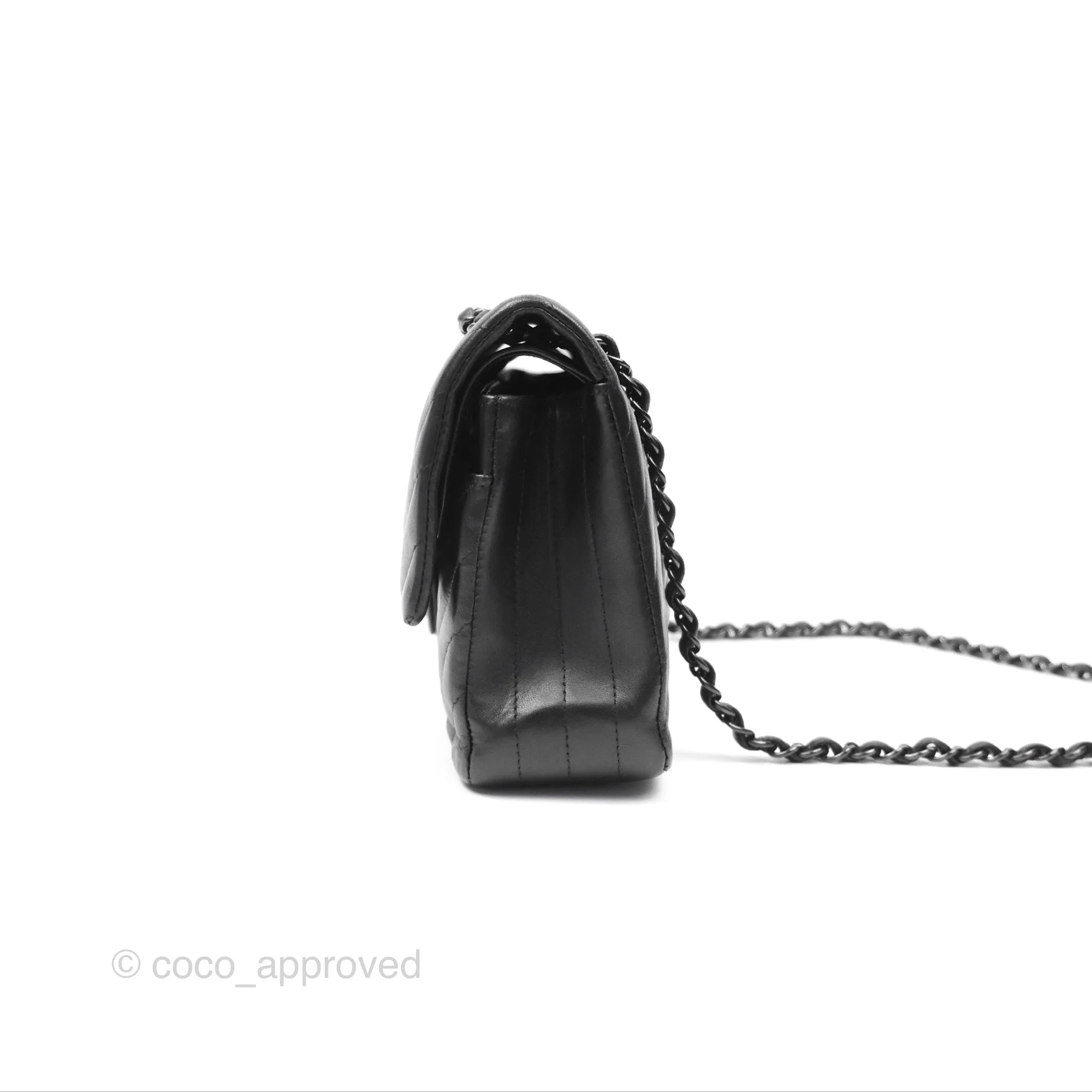 Chanel Classic M/L Medium Flap Chevron So Black Calfskin