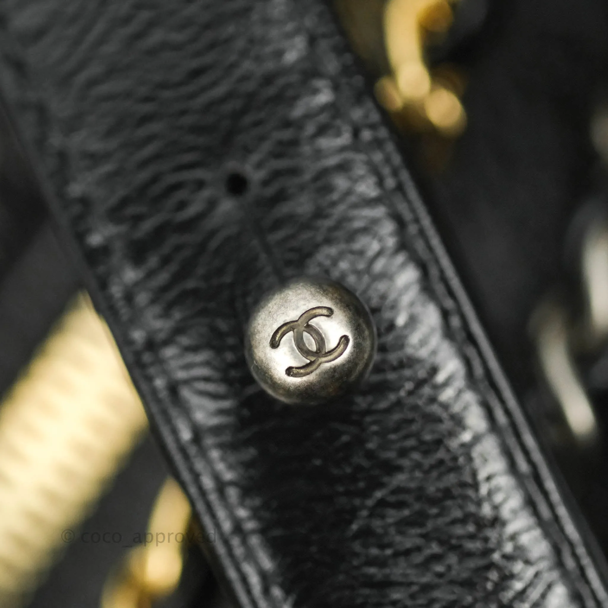 Chanel New Medium Gabrielle Hobo Black Shiny Aged Calfskin Mixed Hardware 20A