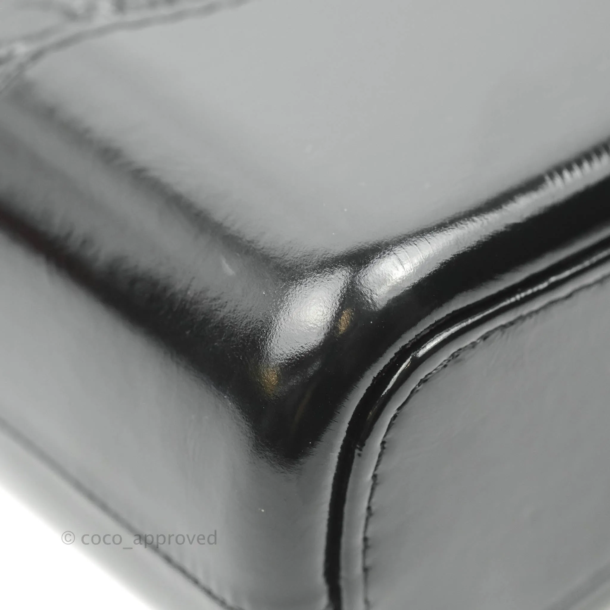 Chanel New Medium Gabrielle Hobo Black Shiny Aged Calfskin Mixed Hardware 20A