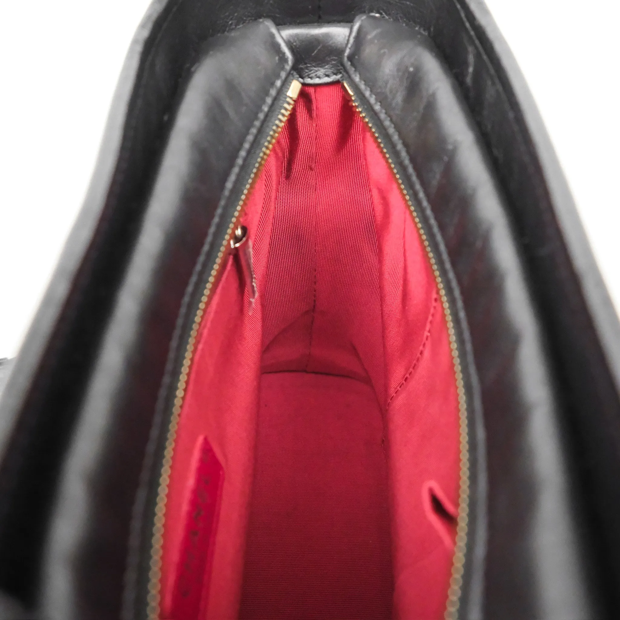 Chanel New Medium Gabrielle Hobo Quilted Black Aged Calfskin