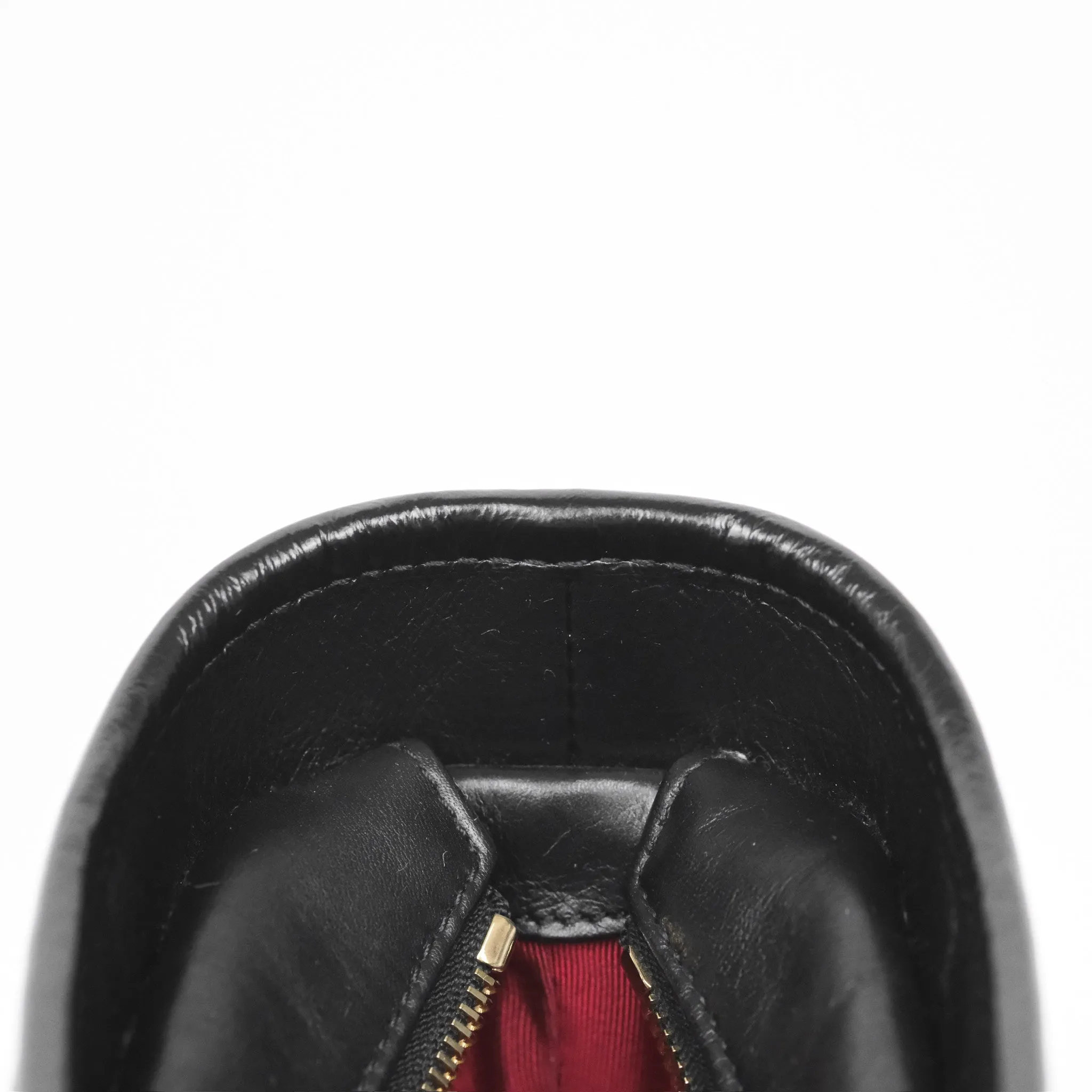 Chanel New Medium Gabrielle Hobo Quilted Black Aged Calfskin