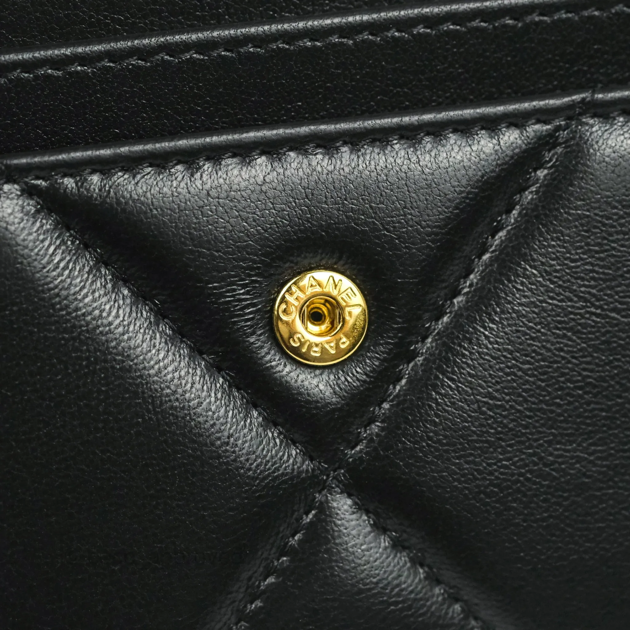 Chanel Quilted 19 Flap Wallet Black Lambskin