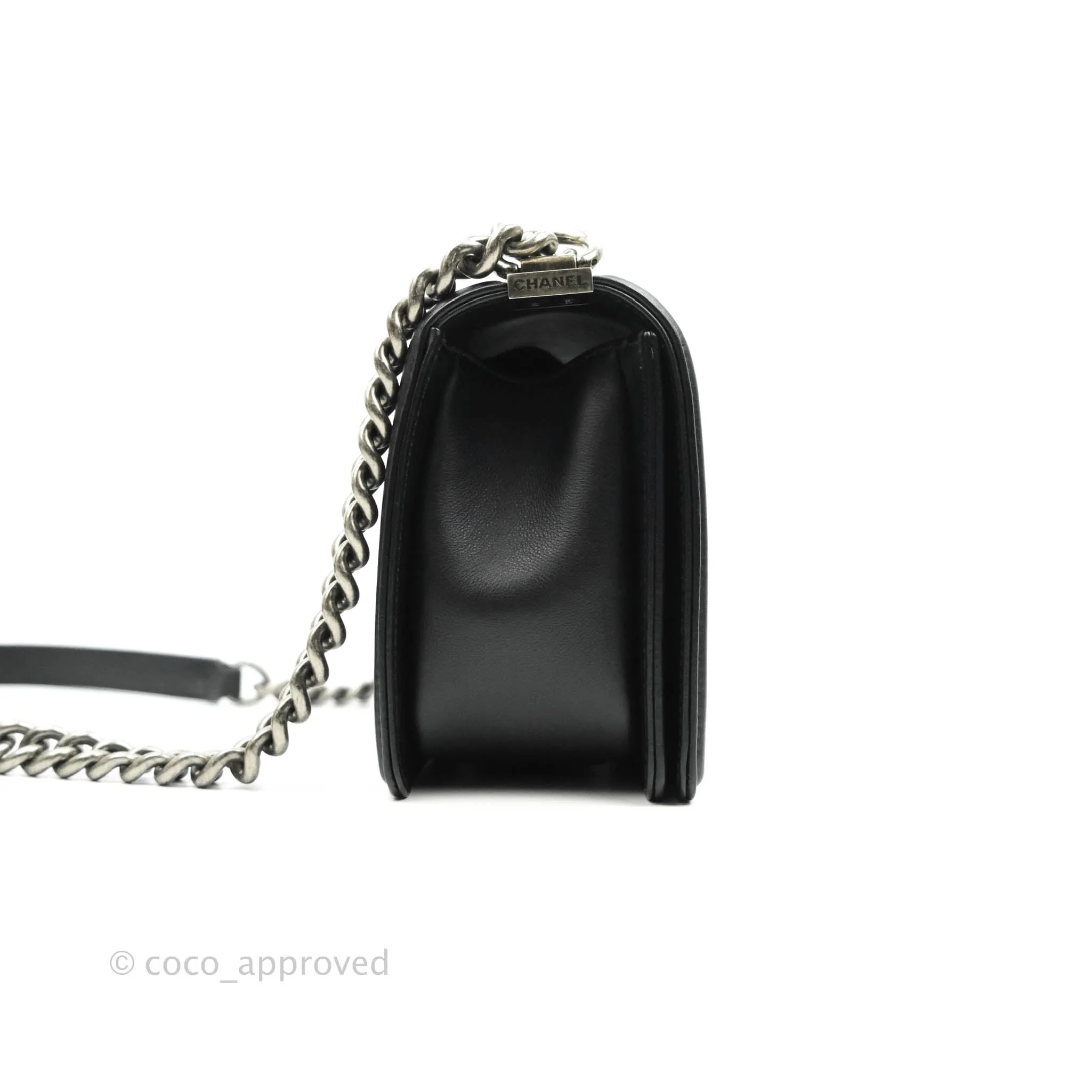 Chanel Quilted Medium Black Calfskin Boy Flap Ruthenium Hardware