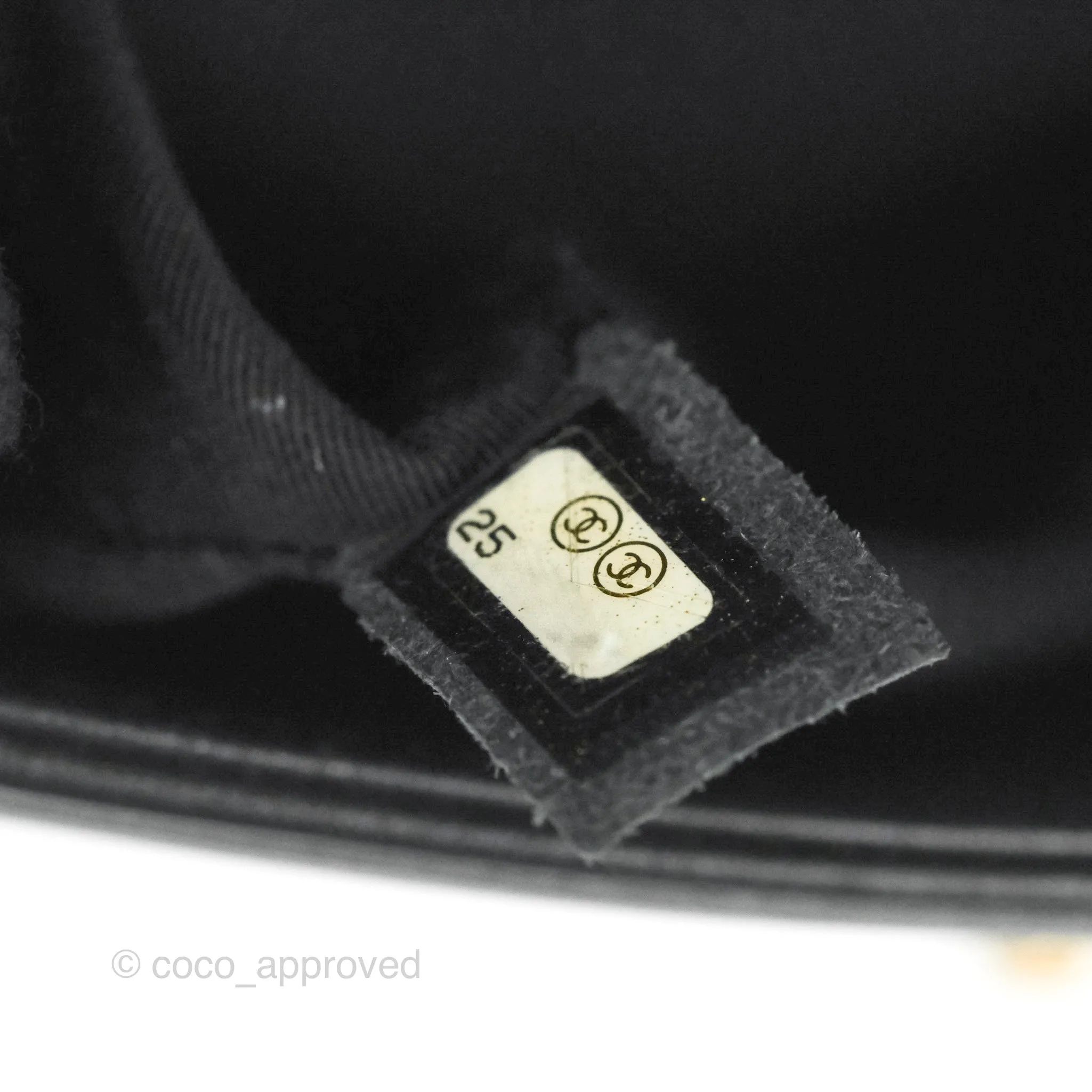 Chanel Quilted Medium Boy Black Calfskin Aged Gold Hardware