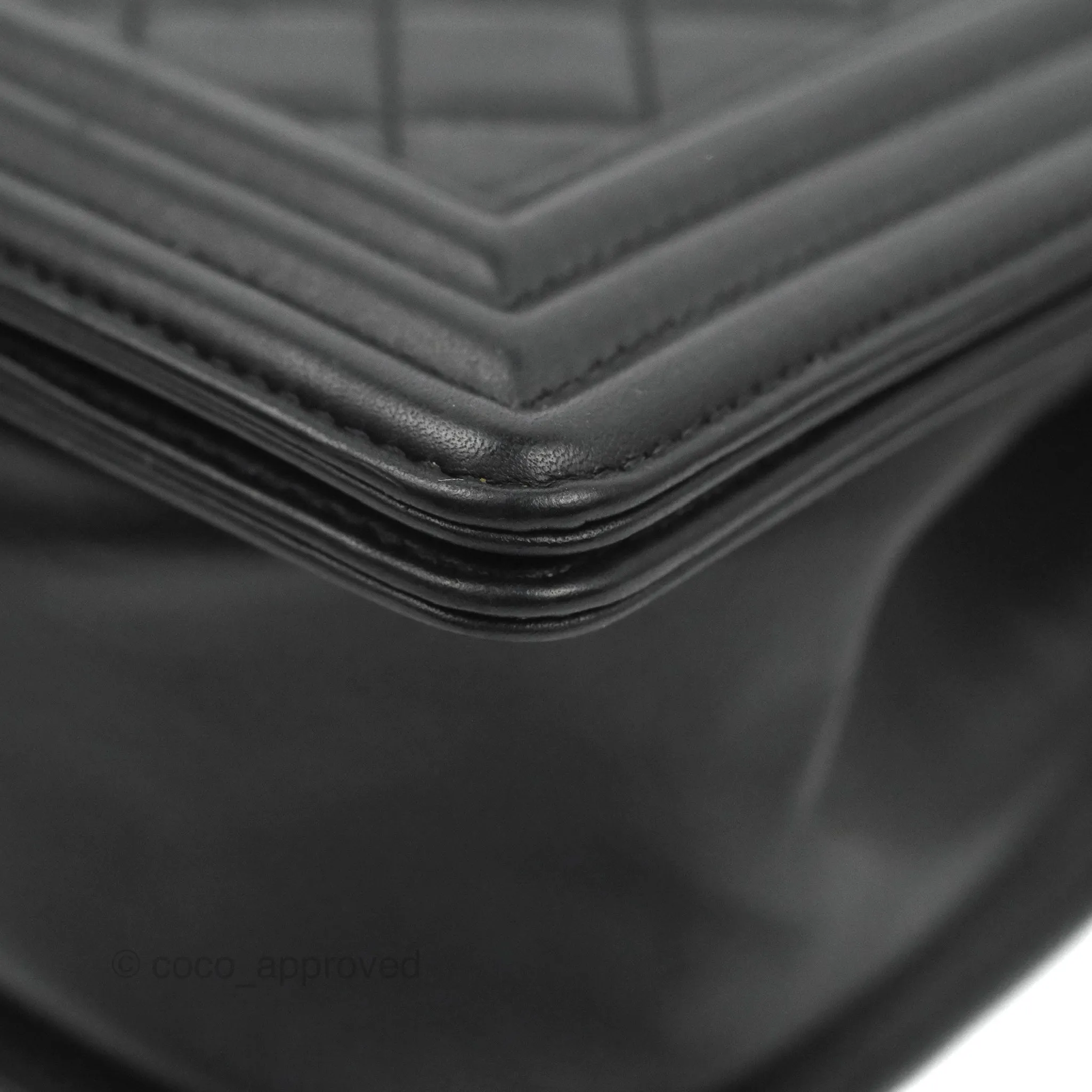 Chanel Quilted Medium Boy Black Calfskin Aged Gold Hardware