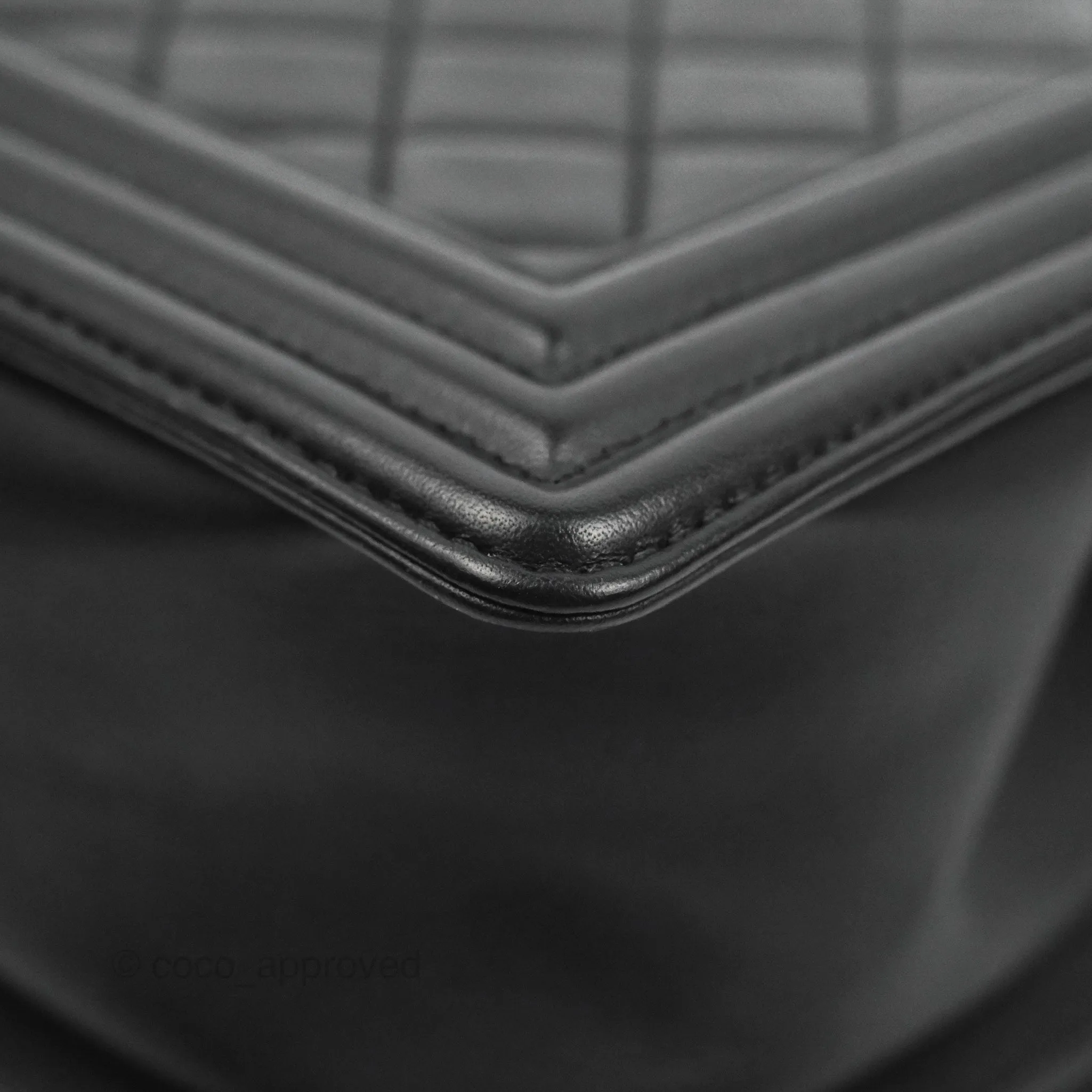 Chanel Quilted Medium Boy Black Calfskin Aged Gold Hardware