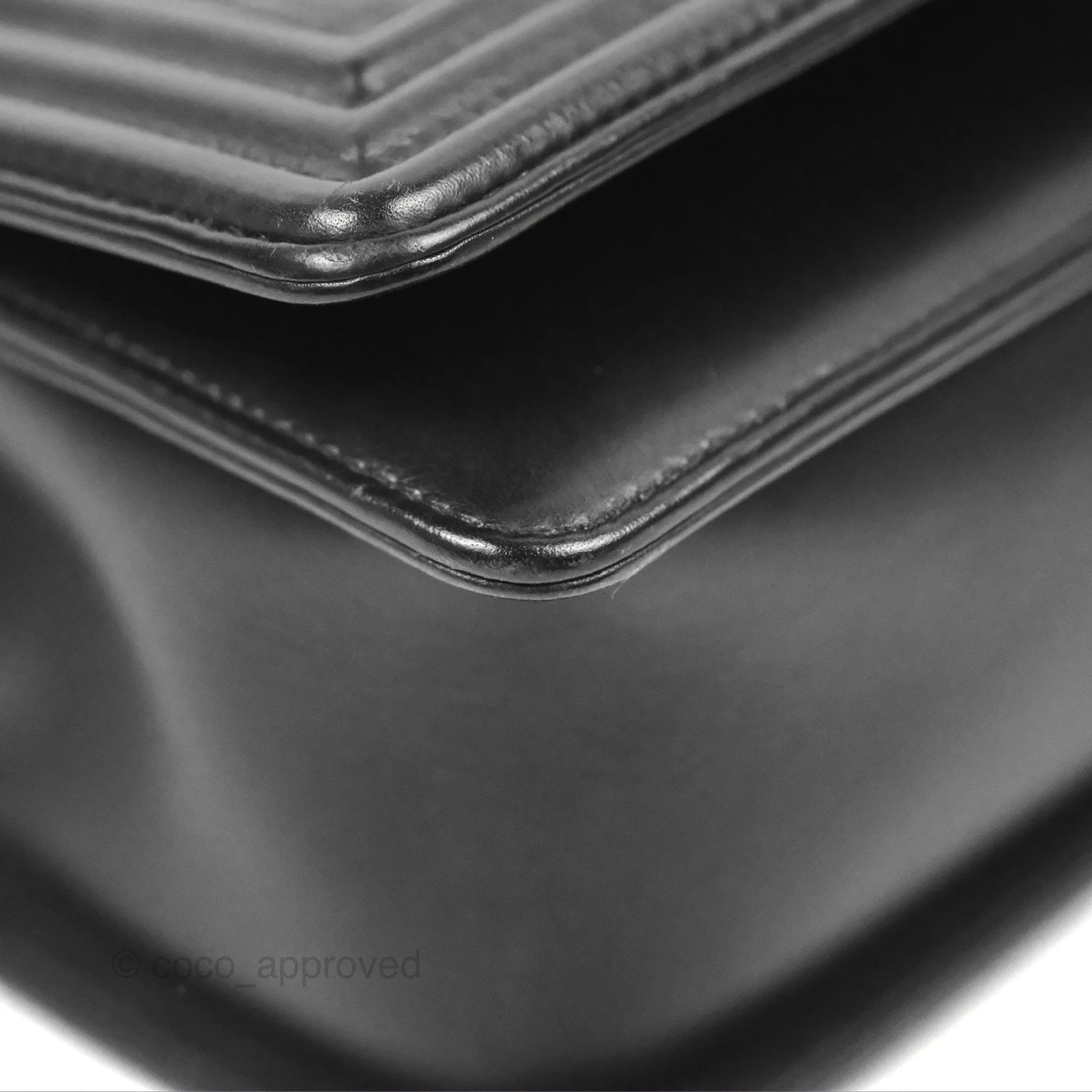 Chanel Quilted Medium Boy Black Calfskin Ruthenium Hardware