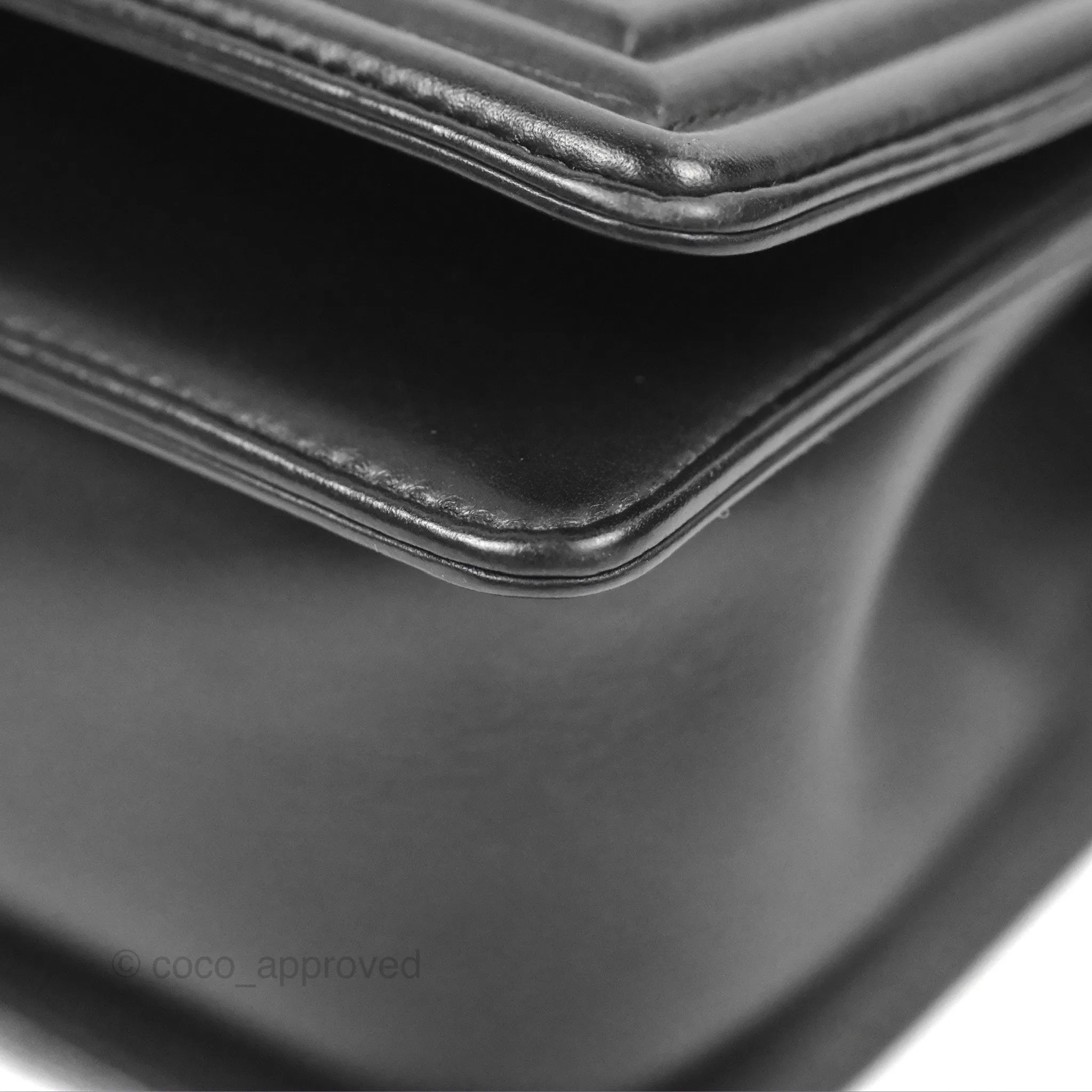 Chanel Quilted Medium Boy Black Calfskin Ruthenium Hardware
