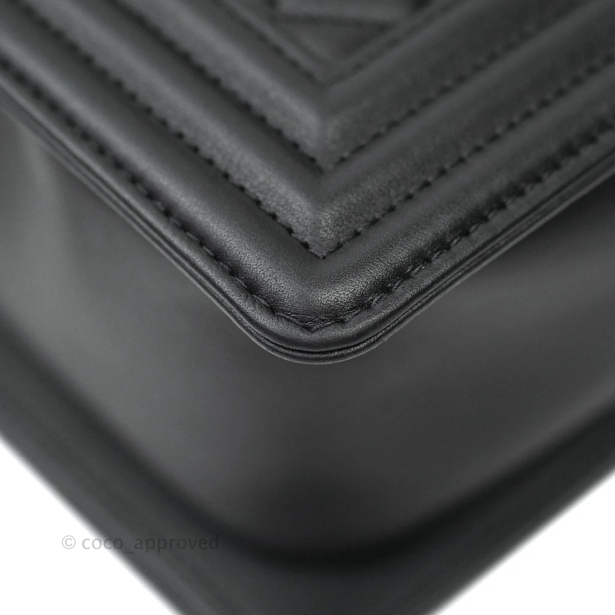 Chanel Quilted Medium Calfskin Boy Flap Ruthenium Hardware