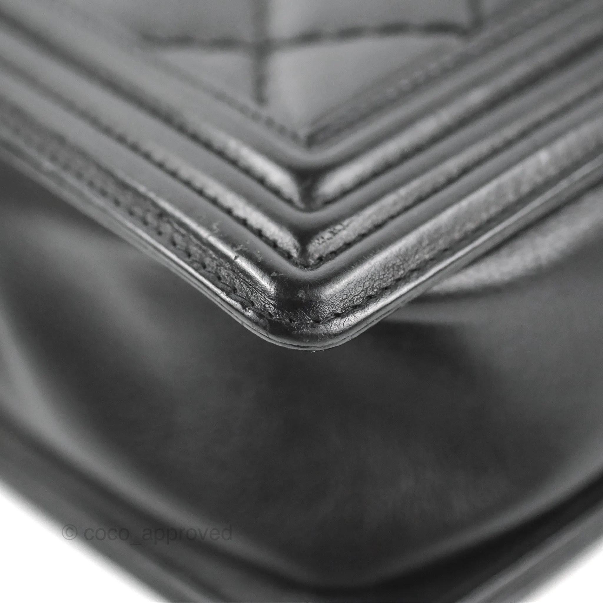 Chanel Quilted New Medium Boy Black Calfskin Ruthenium Hardware