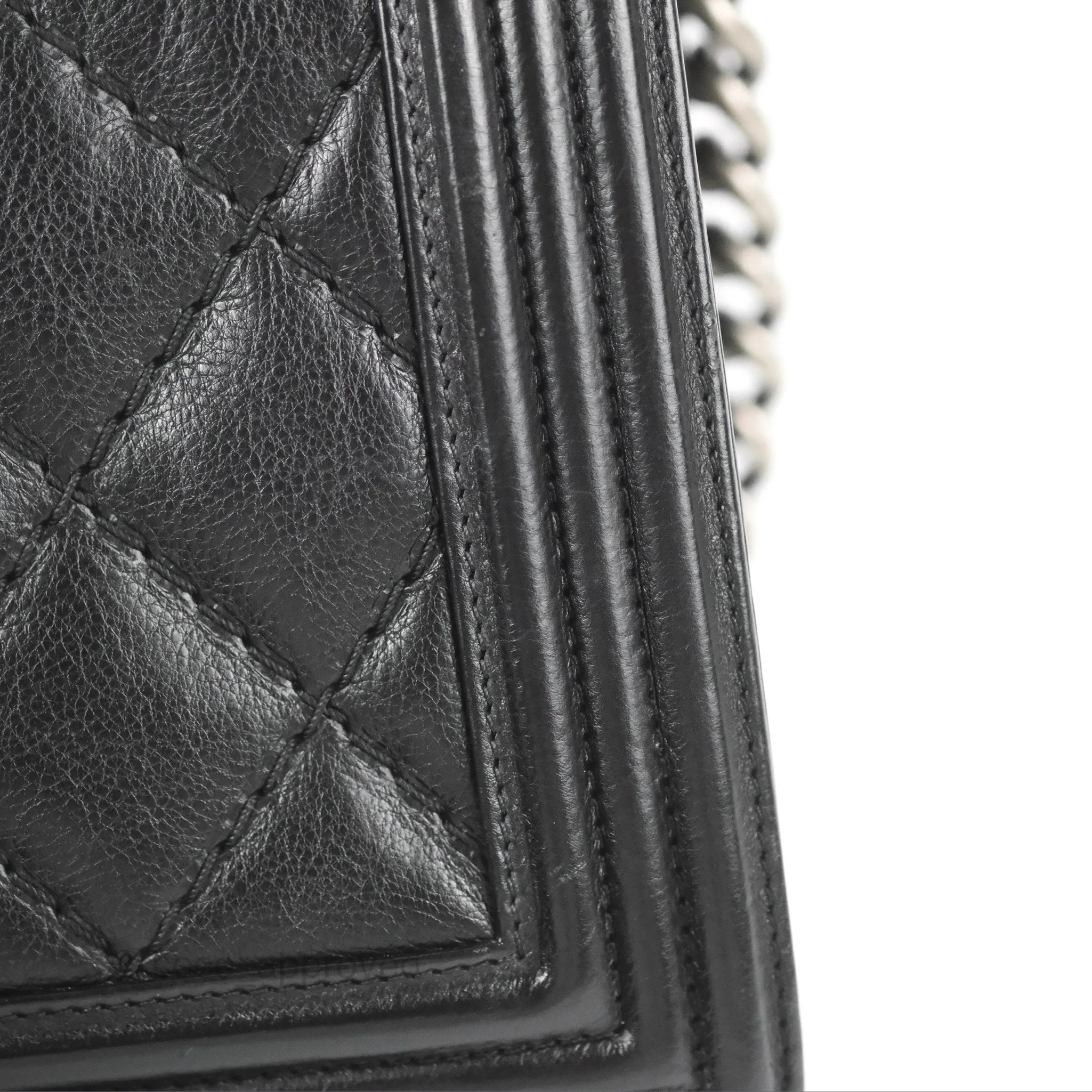 Chanel Quilted New Medium Boy Black Calfskin Ruthenium Hardware