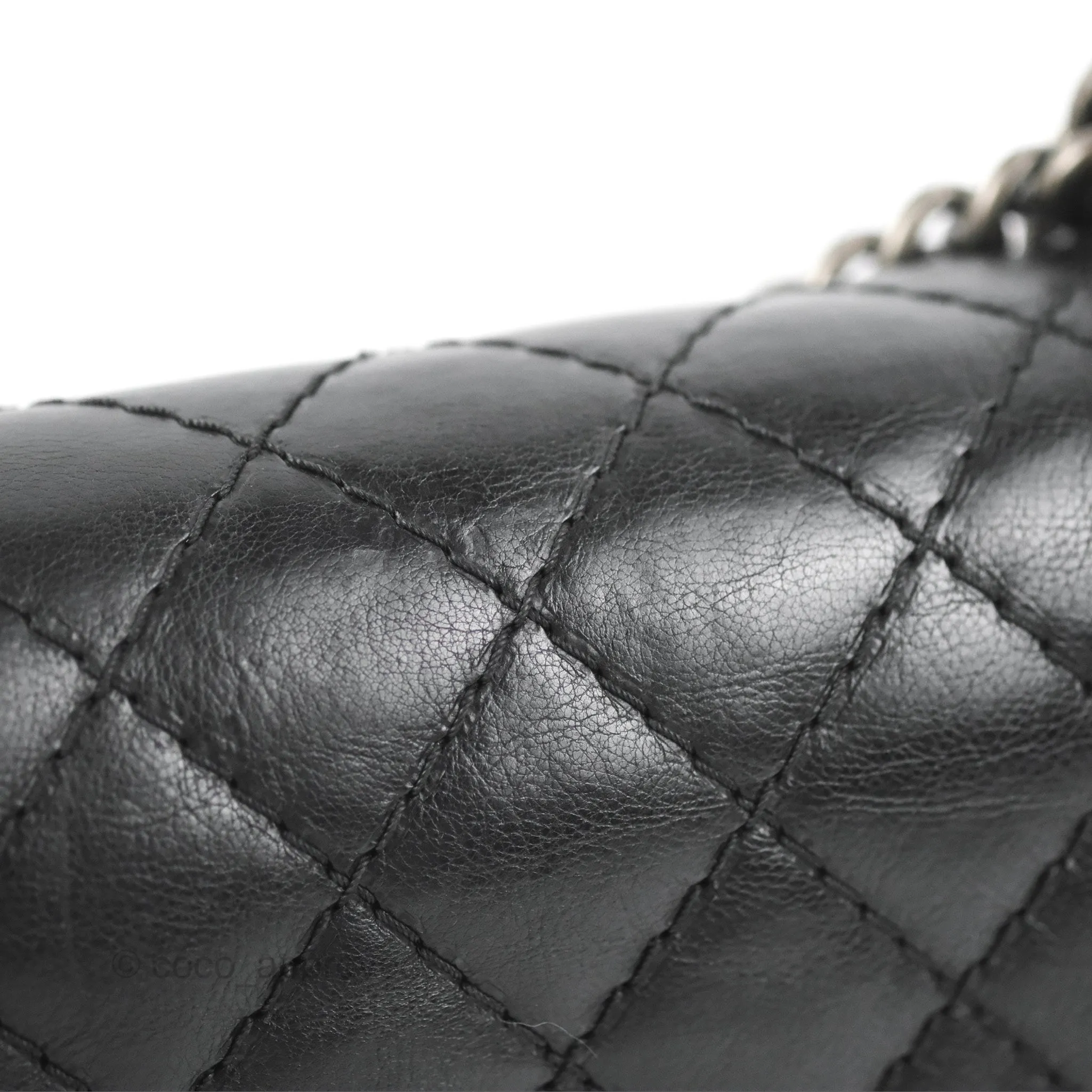 Chanel Quilted New Medium Boy Black Calfskin Ruthenium Hardware