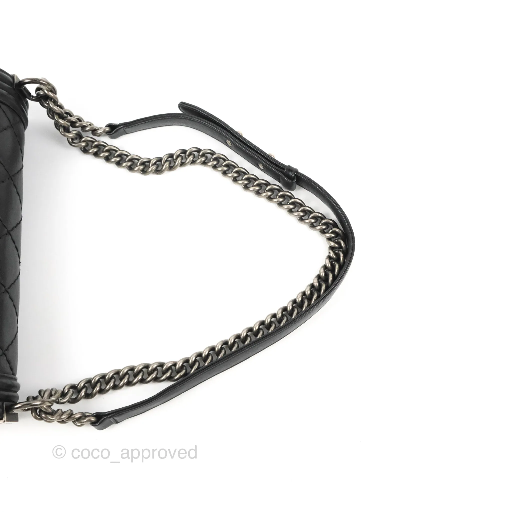 Chanel Quilted New Medium Boy Black Calfskin Ruthenium Hardware