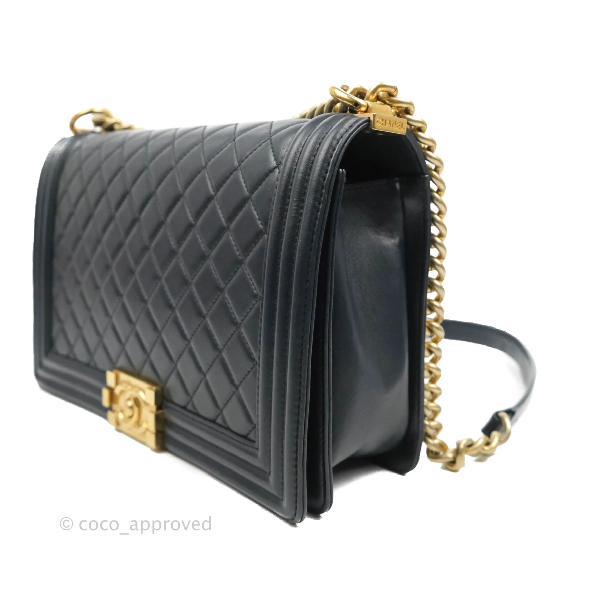 Chanel Quilted New Medium Boy Navy Lambskin Aged Gold Hardware