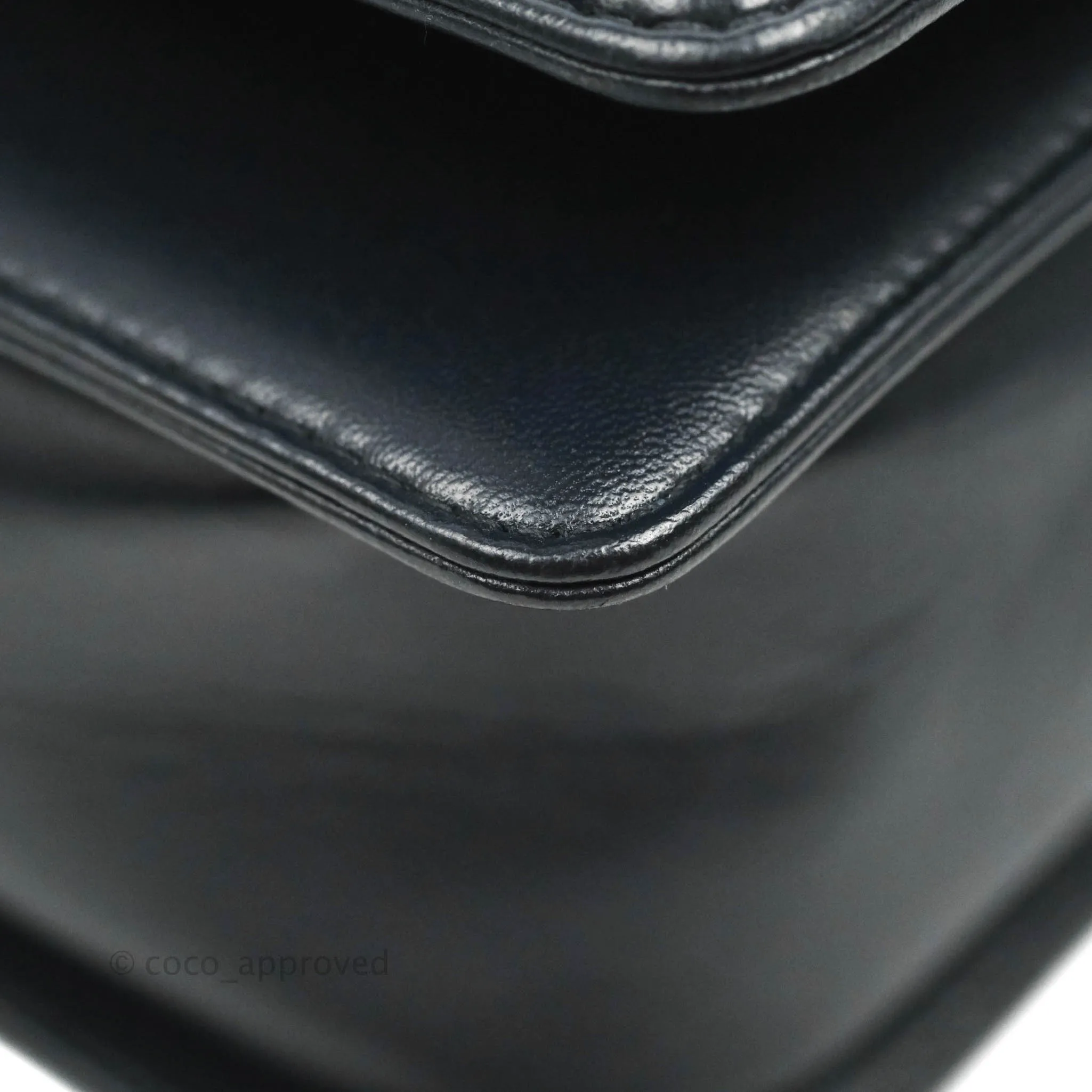 Chanel Quilted New Medium Boy Navy Lambskin Aged Gold Hardware