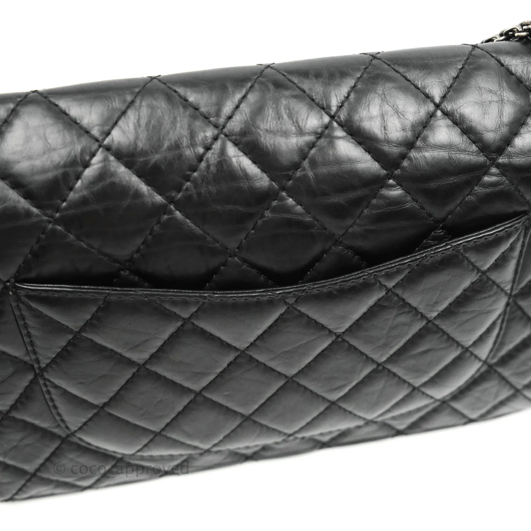 Chanel Quilted Reissue 226 Flap Black Aged Calfskin Ruthenium Hardware