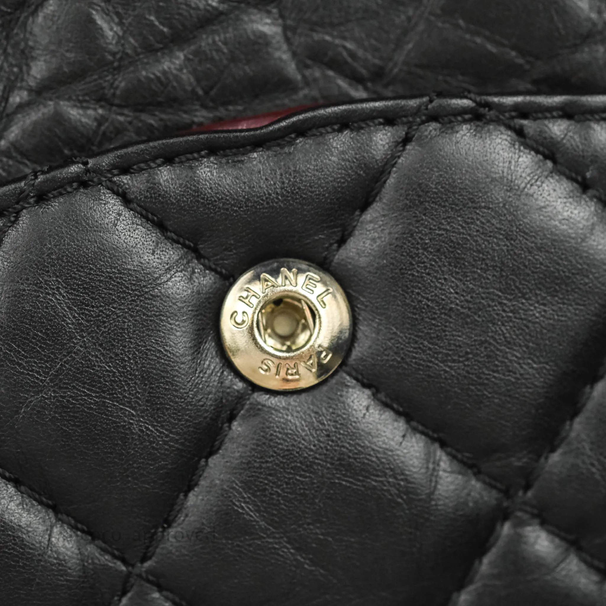 Chanel Quilted Reissue 226 Flap Black Aged Calfskin Ruthenium Hardware