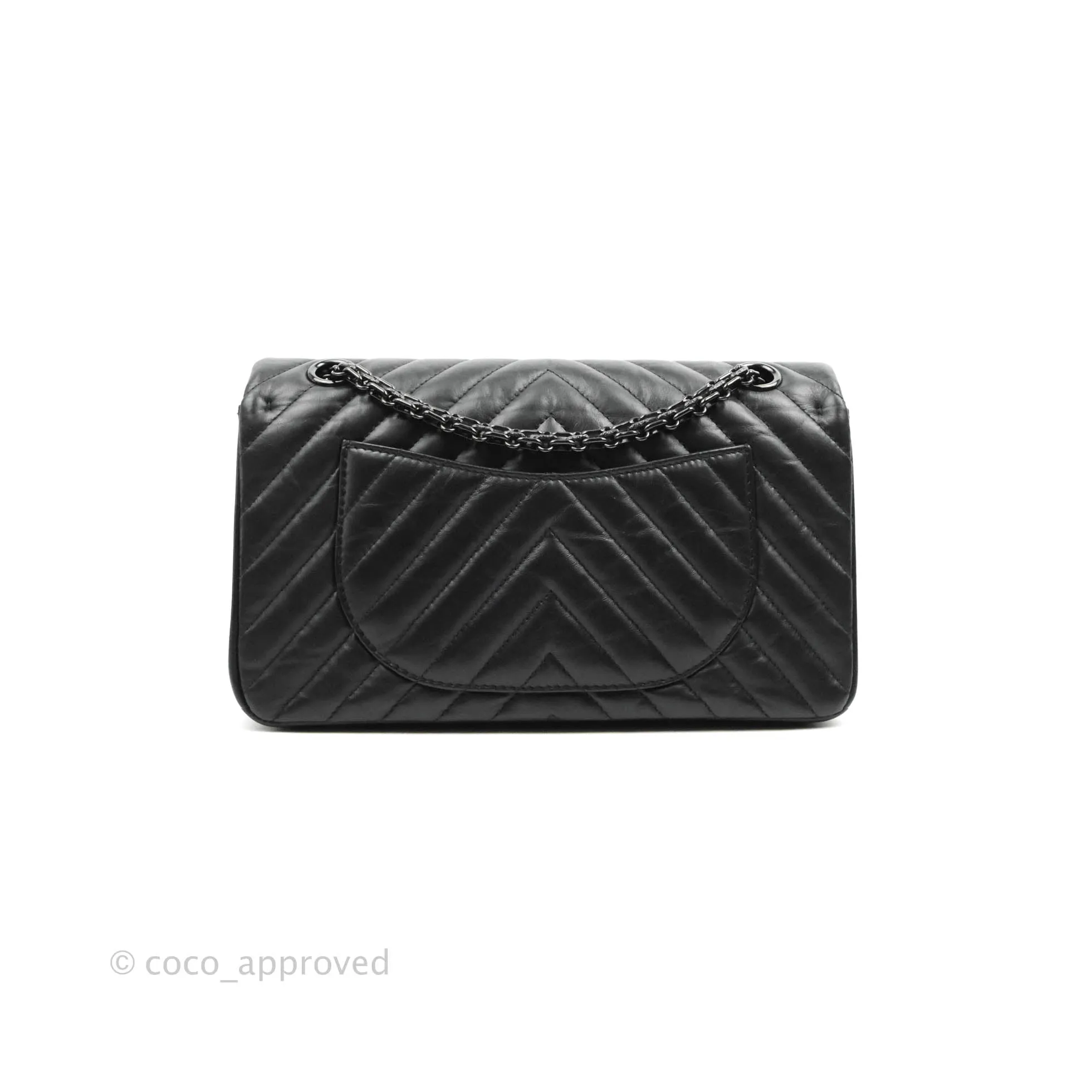 Chanel Reissue 225 Chevron Aged Calfskin So Black