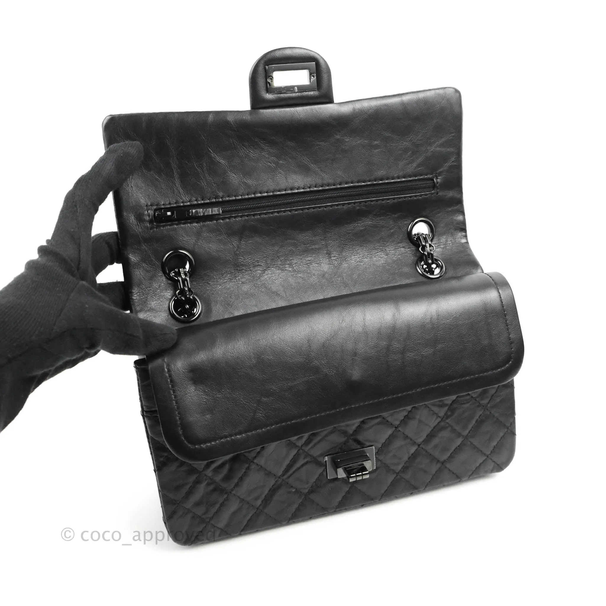 Chanel Reissue 225 Quilted Aged Calfskin So Black