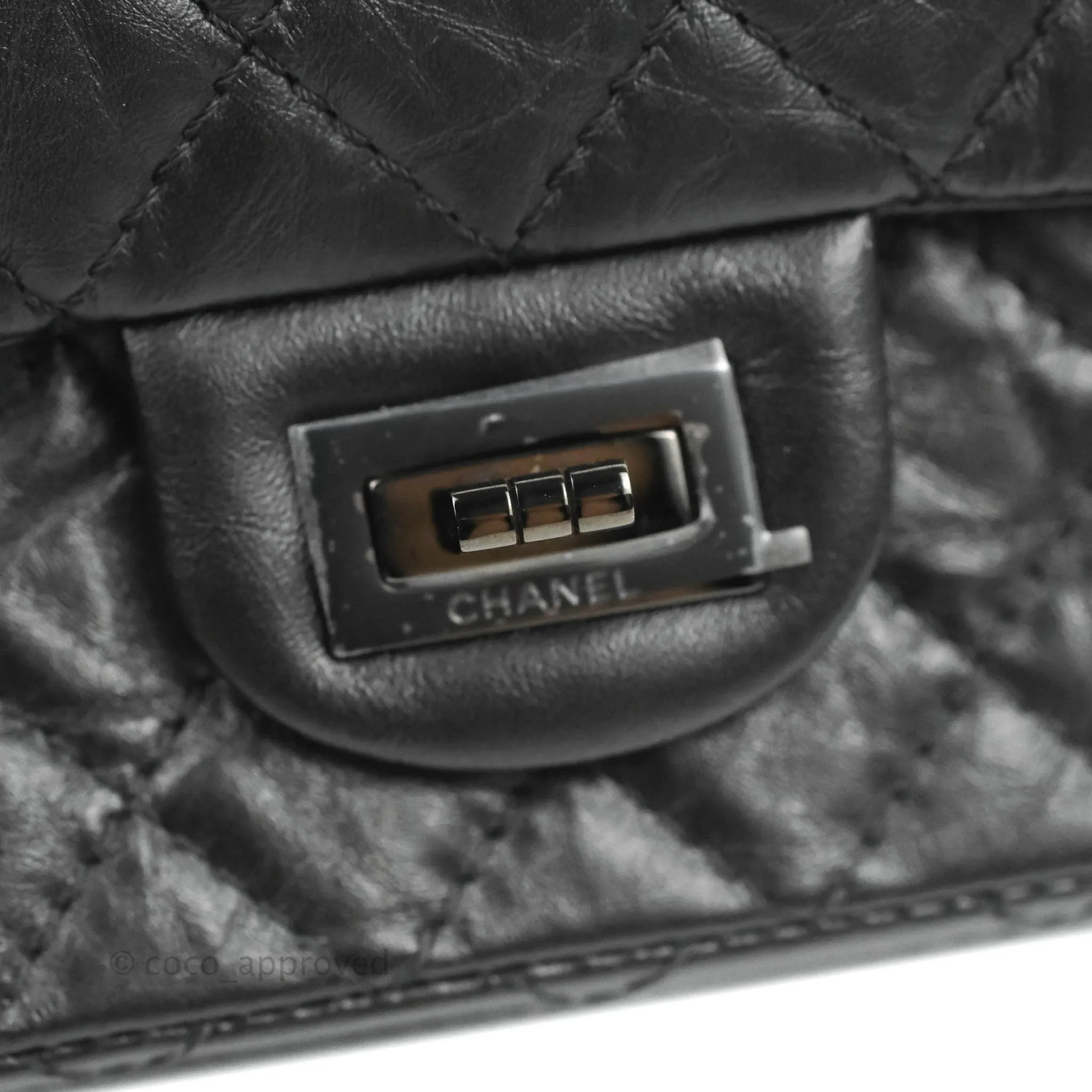 Chanel Reissue 225 Quilted Aged Calfskin So Black