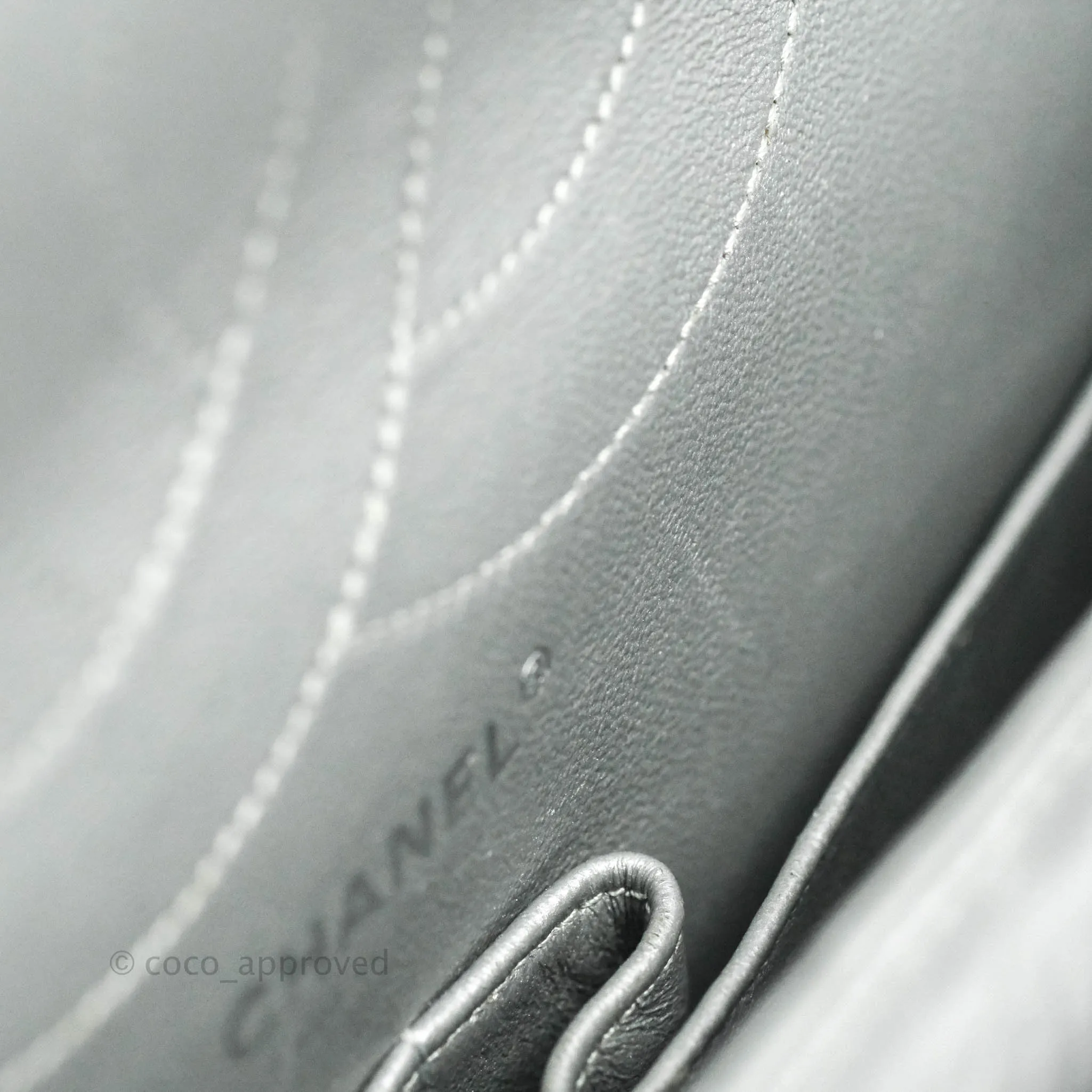 Chanel Reissue 227 Quilted Aged Calfskin Silver Ruthenium Hardware