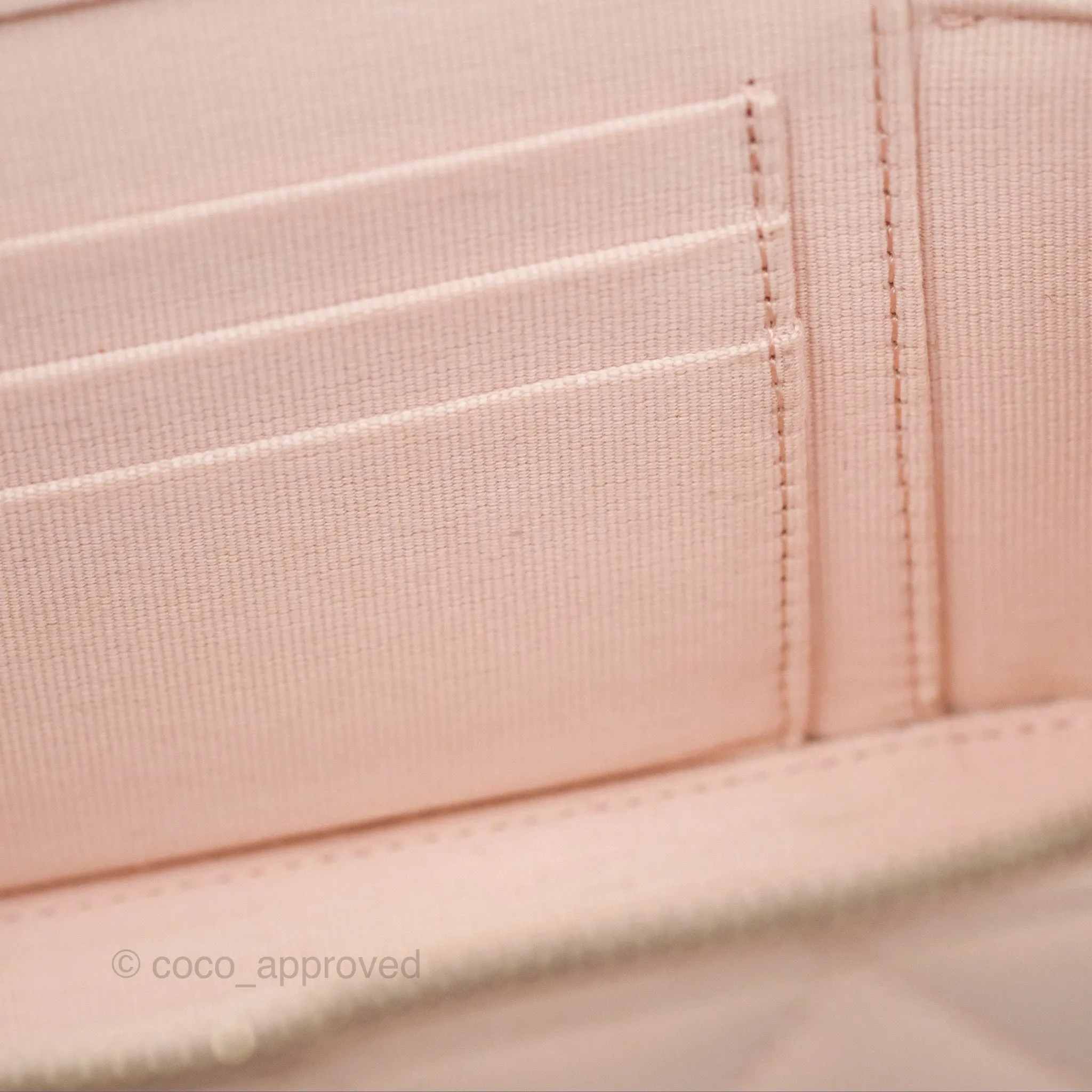 Chanel Vanity Rectangular With Chain Pink Caviar Gold Hardware