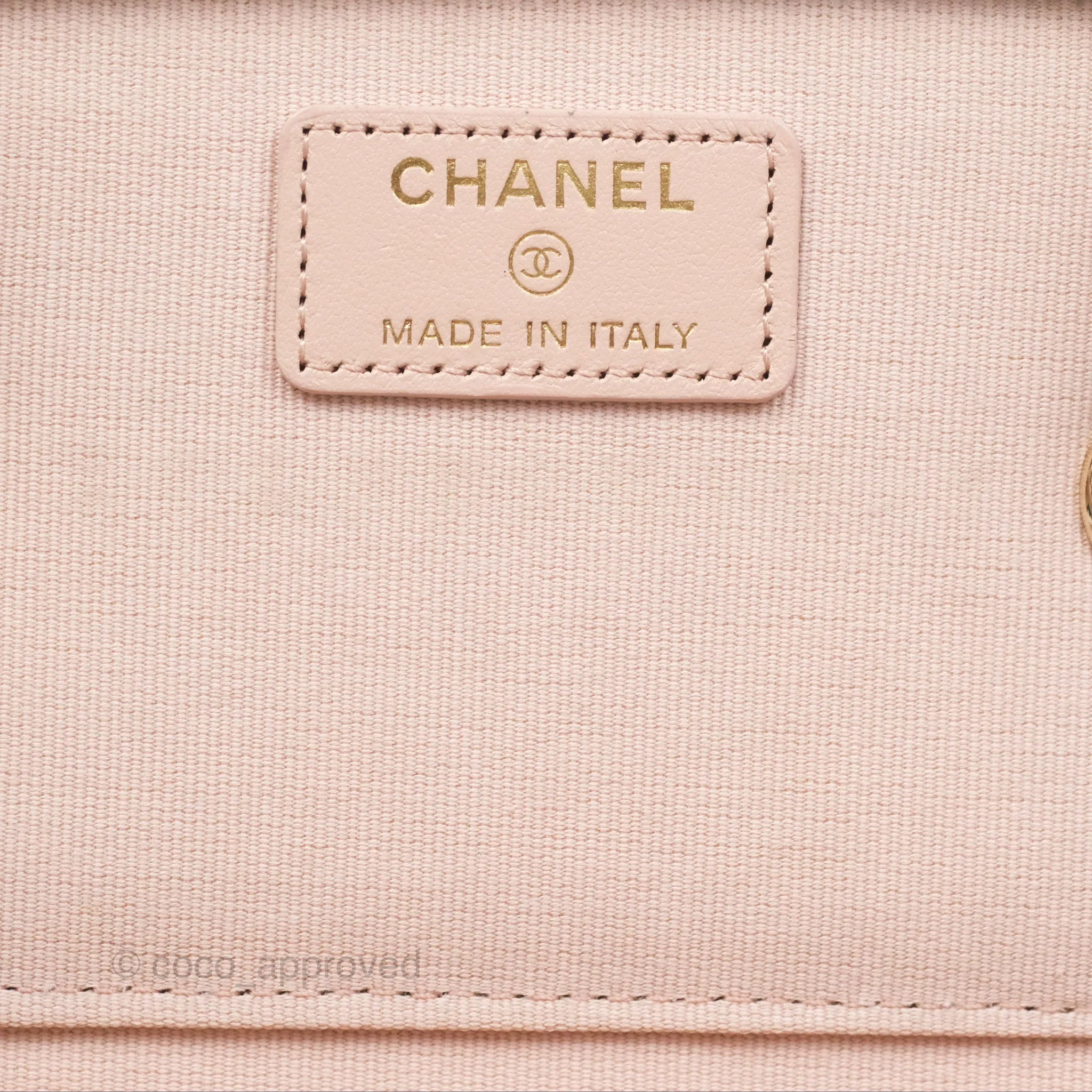 Chanel Vanity Rectangular With Chain Pink Caviar Gold Hardware