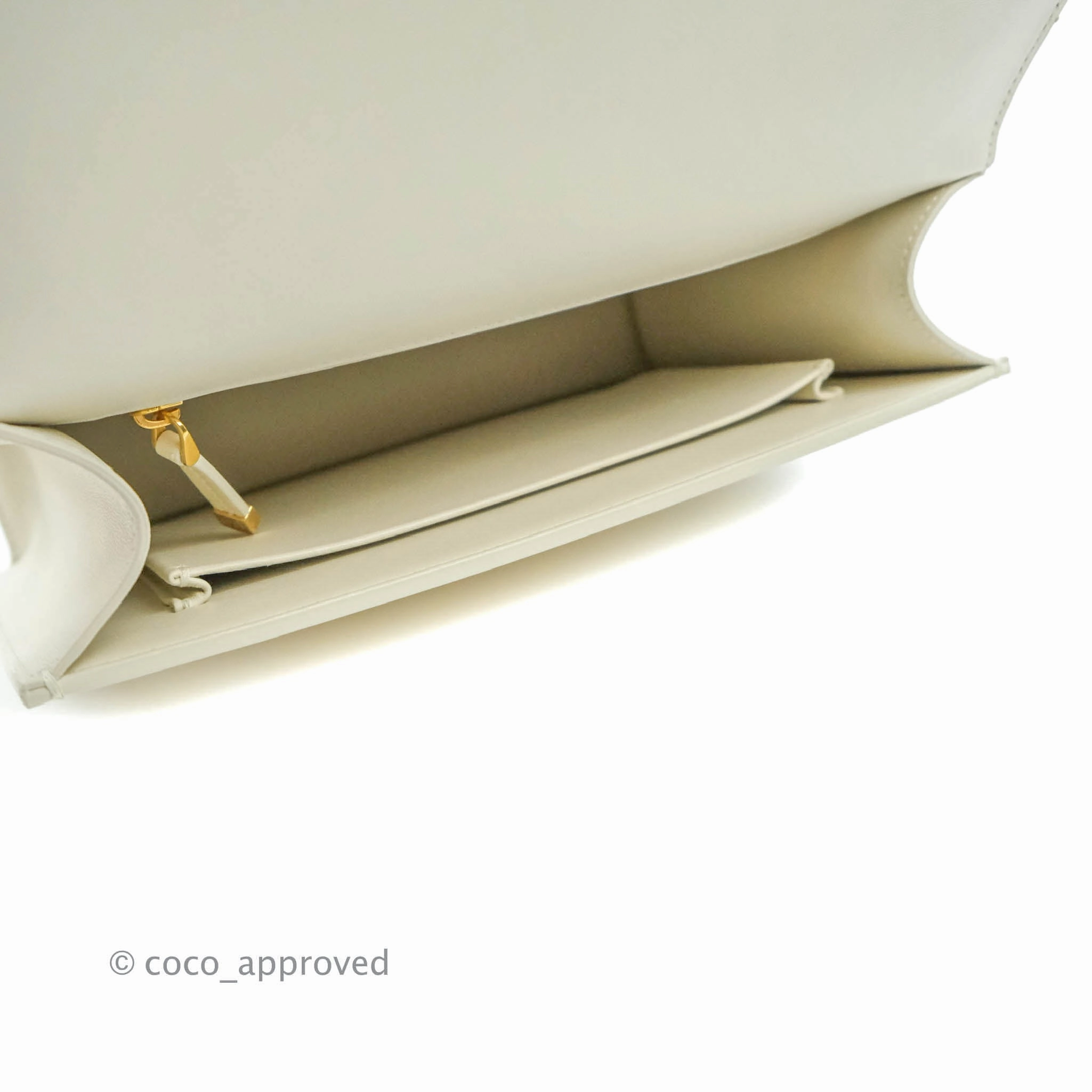 Christian Dior 30 Montaigne Bag White Calfskin Gold Hardware