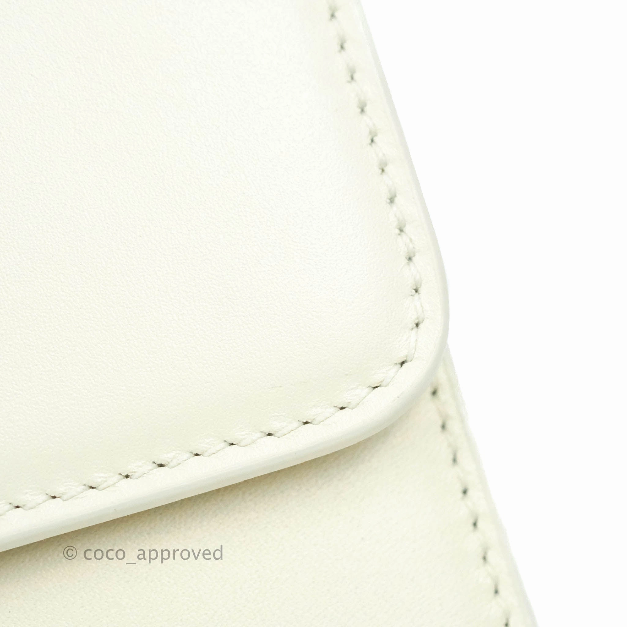 Christian Dior 30 Montaigne Bag White Calfskin Gold Hardware