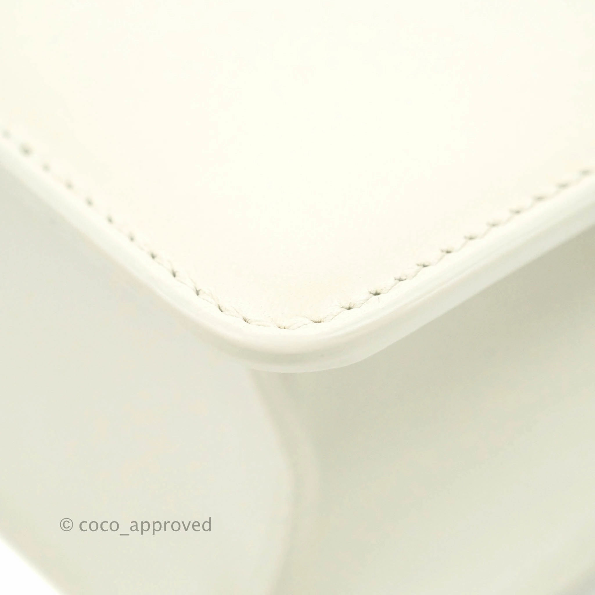 Christian Dior 30 Montaigne Bag White Calfskin Gold Hardware
