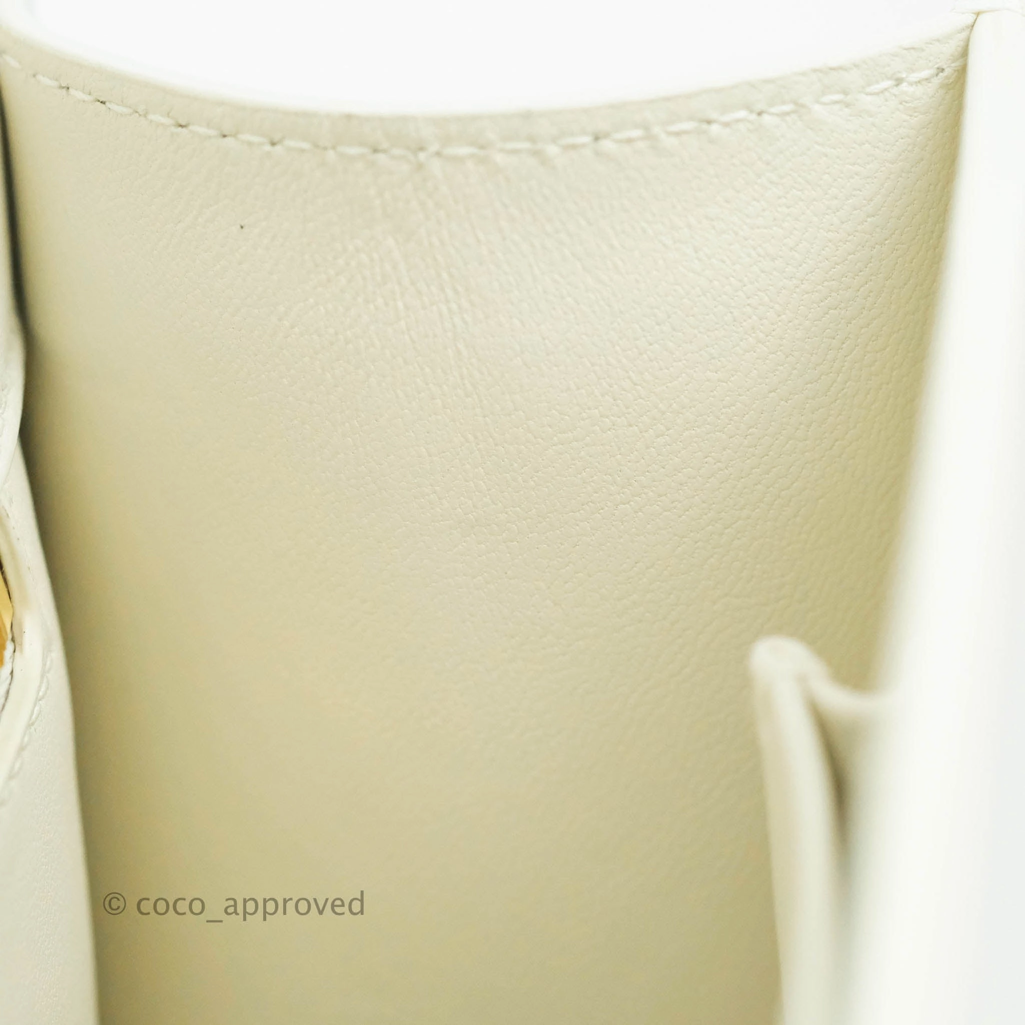 Christian Dior 30 Montaigne Bag White Calfskin Gold Hardware