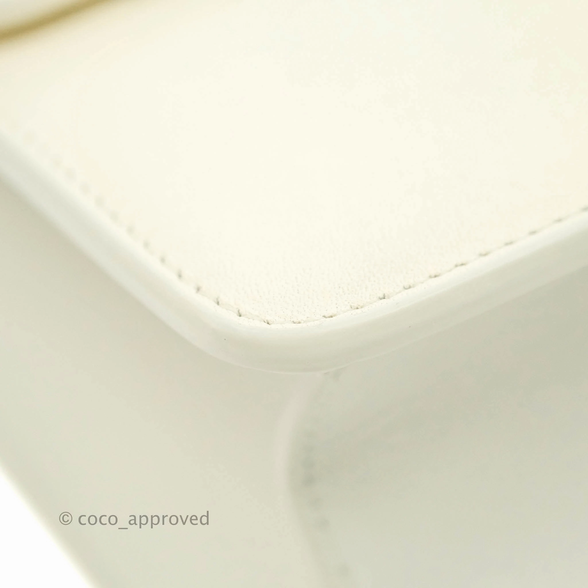 Christian Dior 30 Montaigne Bag White Calfskin Gold Hardware