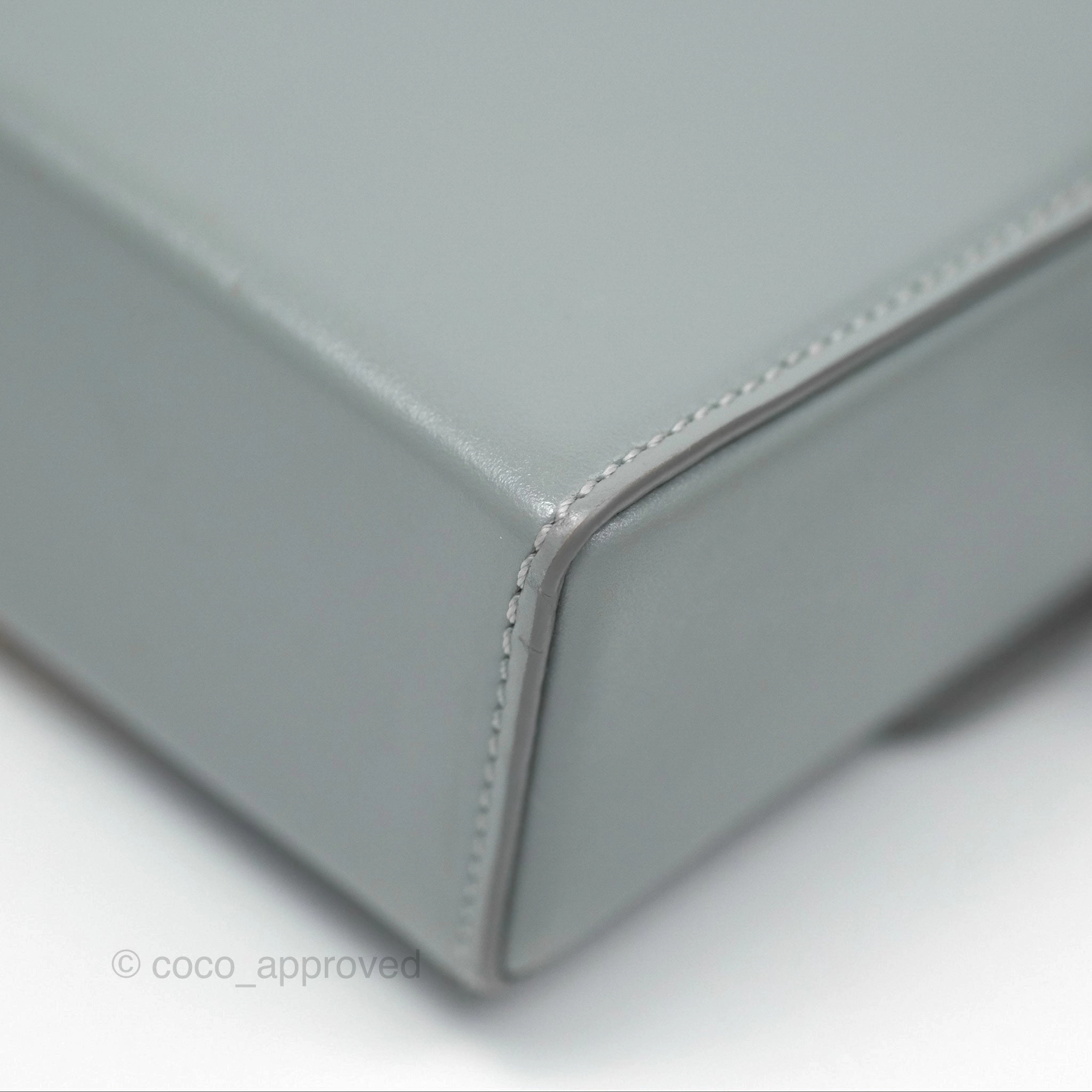 Christian Dior 30 Montaigne Box Bag Grey Calfskin