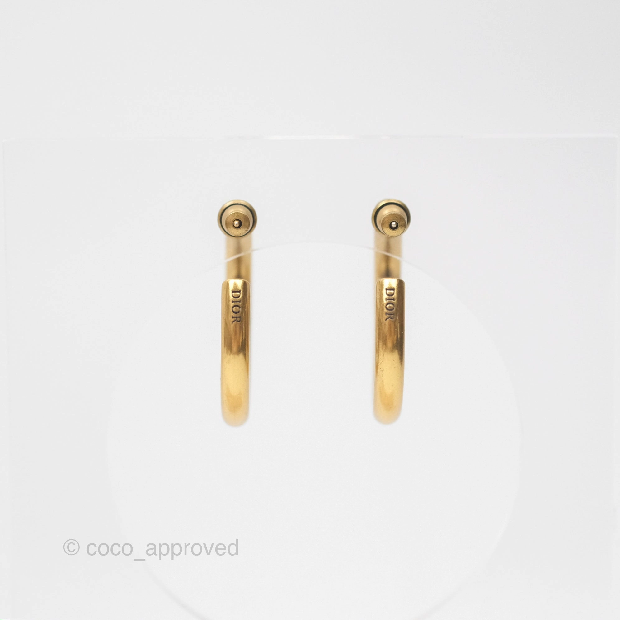Christian Dior 30 Montaigne Hoop Earrings Gold Tone