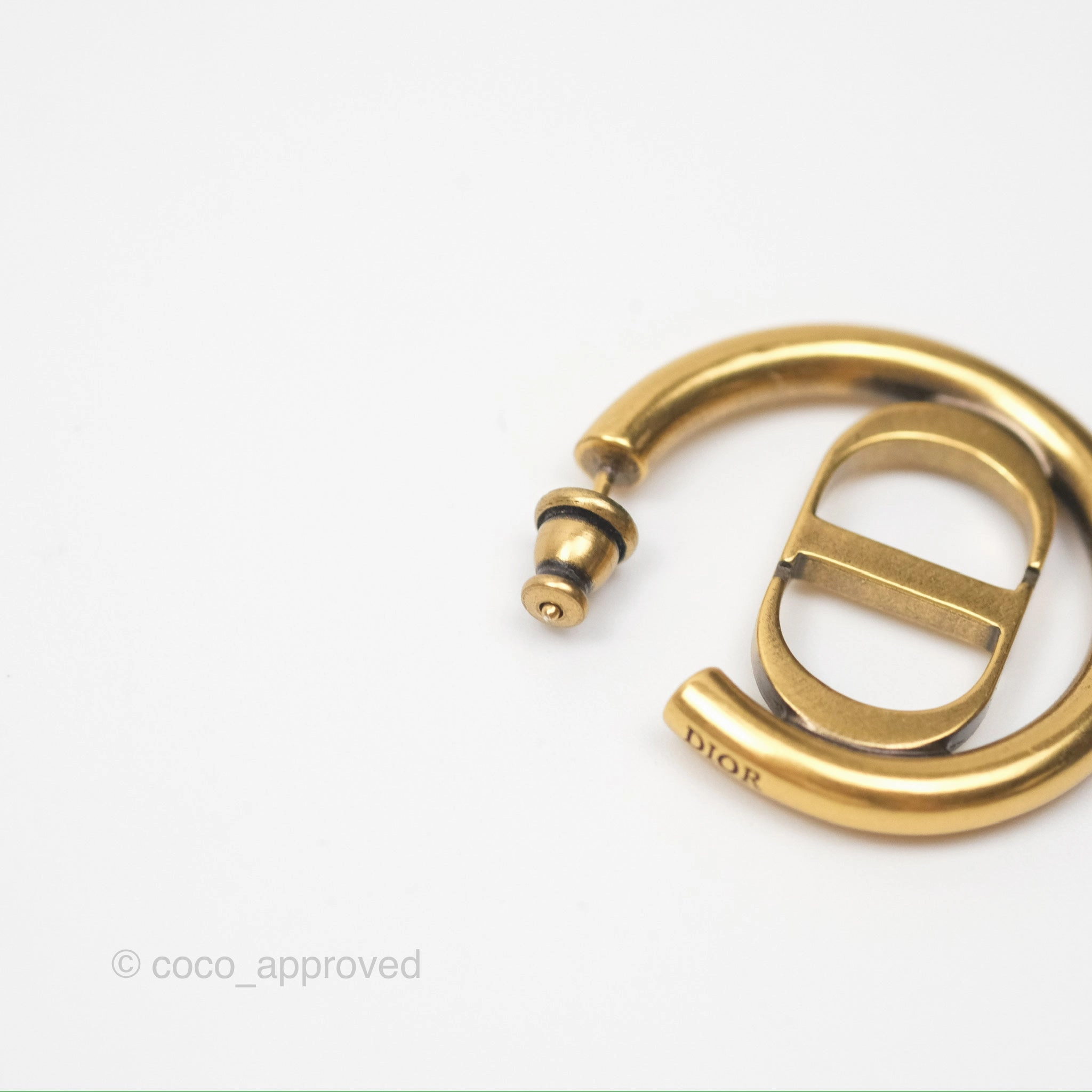 Christian Dior 30 Montaigne Hoop Earrings Gold Tone