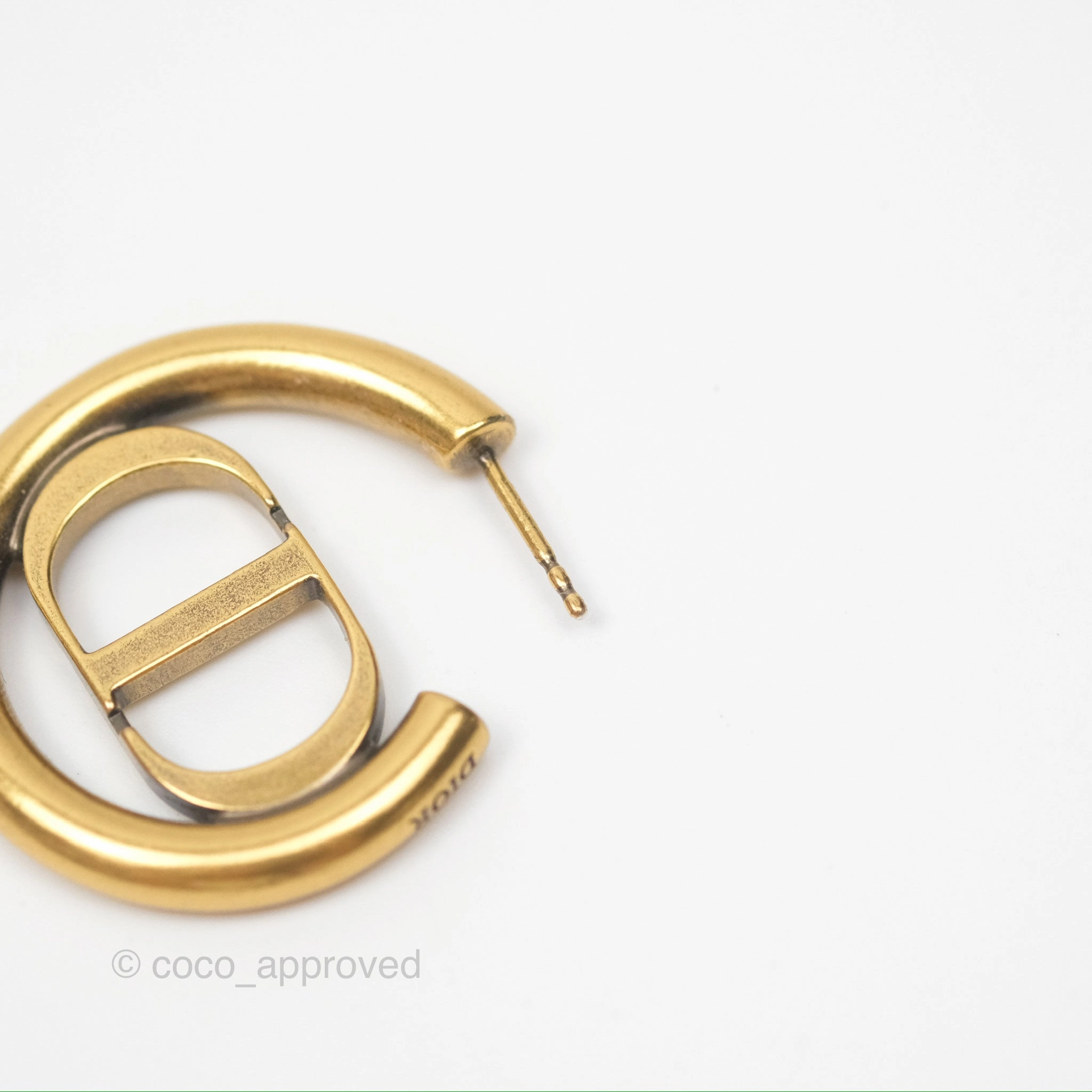 Christian Dior 30 Montaigne Hoop Earrings Gold Tone