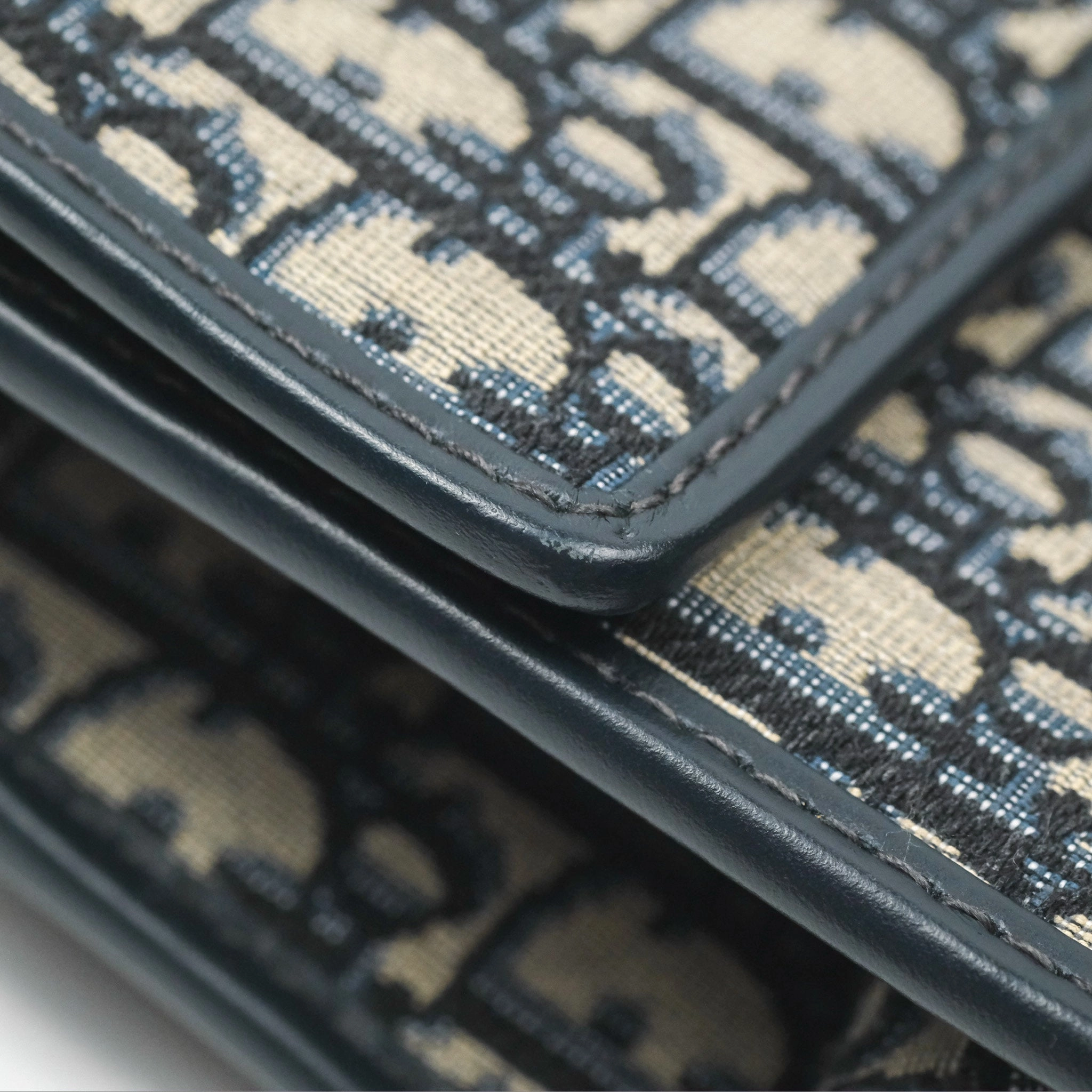 Christian Dior 30 Montaigne with Chain Blue Dior Oblique Jacquard