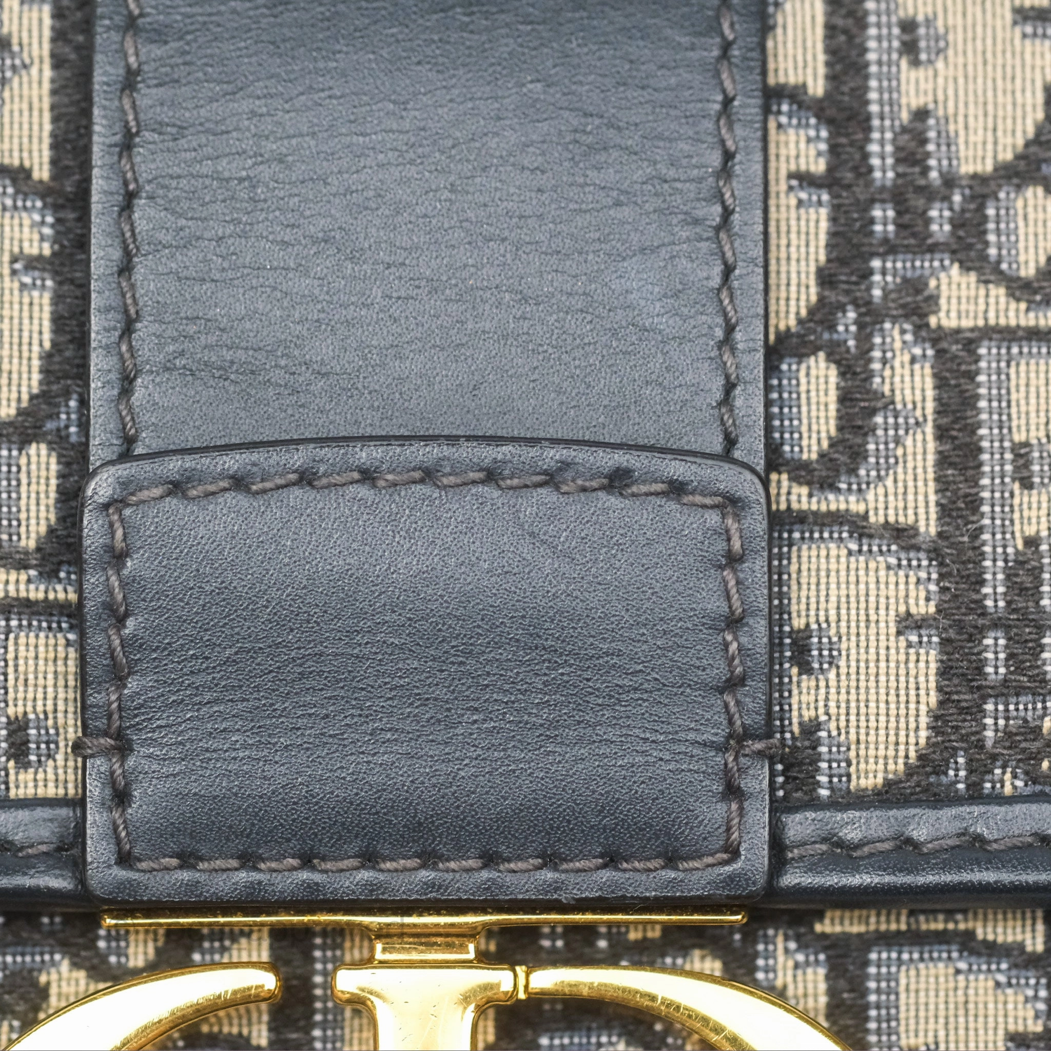 Christian Dior 30 Montaigne with Chain Blue Dior Oblique Jacquard